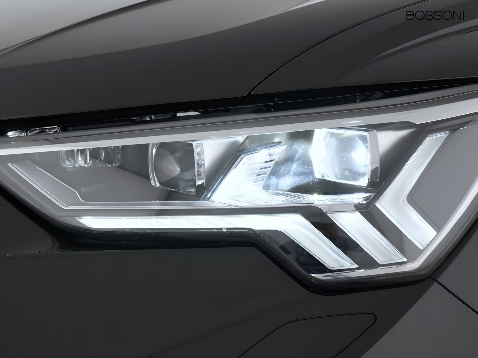 6 - Audi Q3 sportback 40 2.0 tdi 193cv s line edition quattro s tronic
