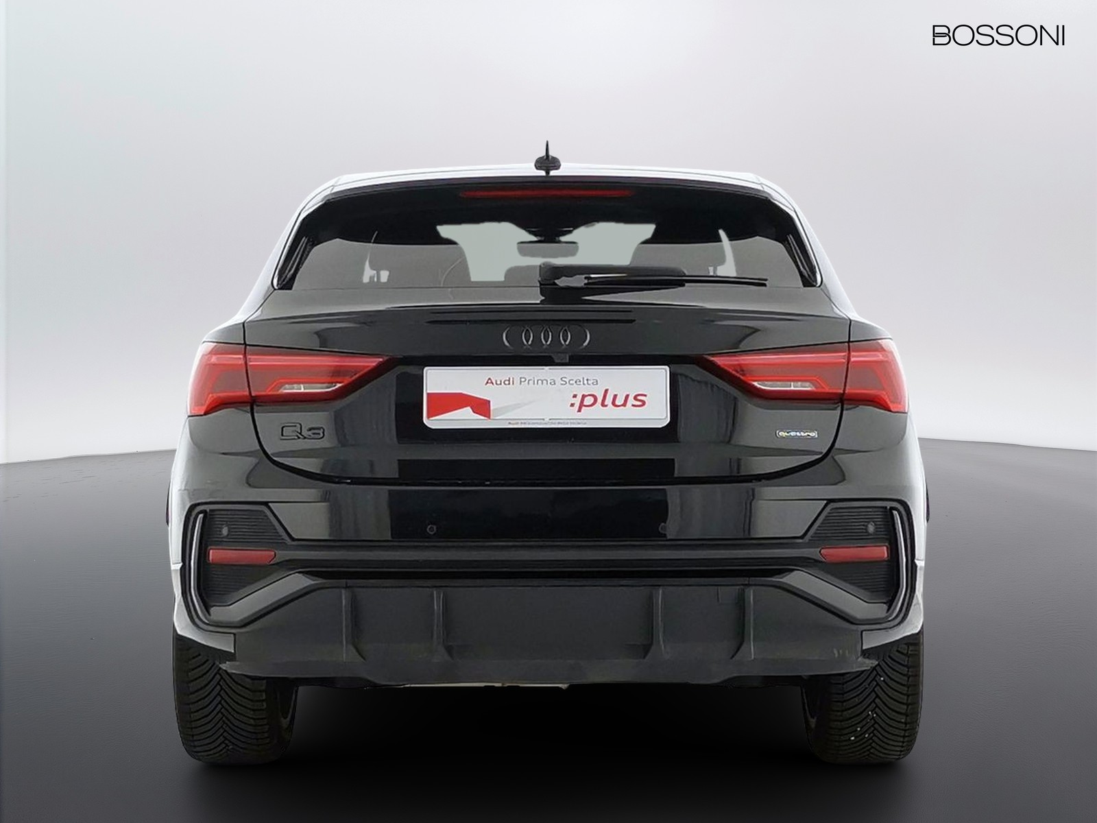 15 - Audi Q3 sportback 40 2.0 tdi 193cv s line edition quattro s tronic