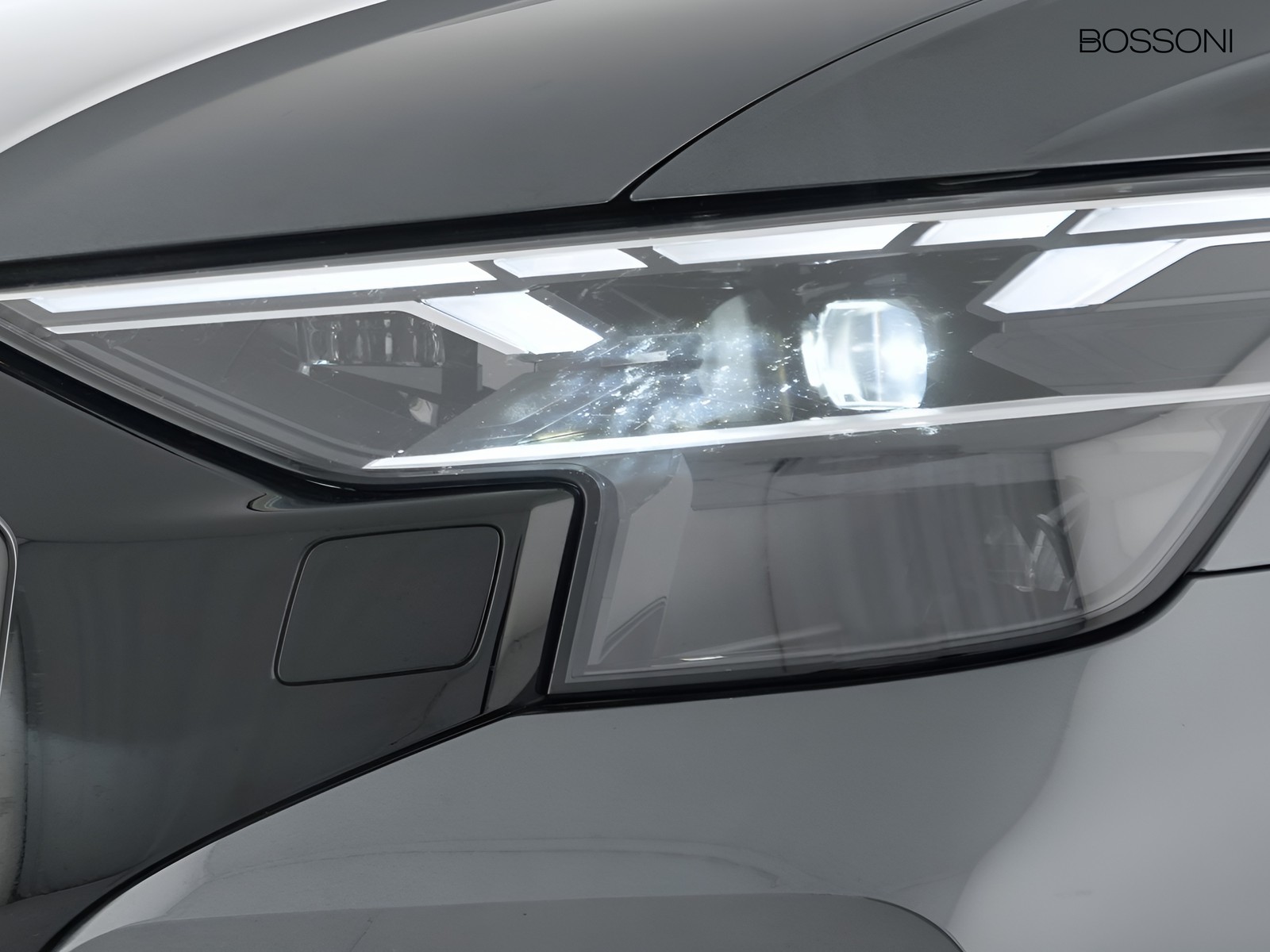5 - Audi Q8 3.0 v6 tdi mhev 286cv s line edition quattro tiptronic