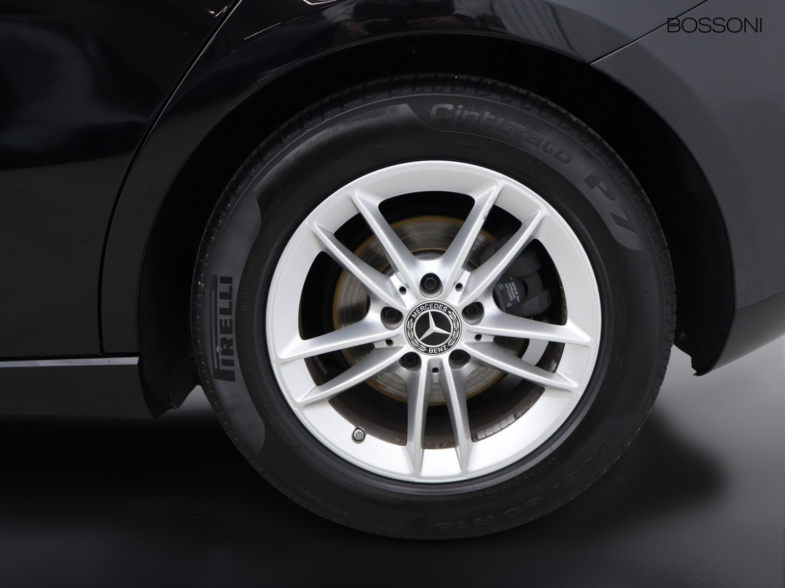 4 - Mercedes Classe A 180 d executive 7g-dct