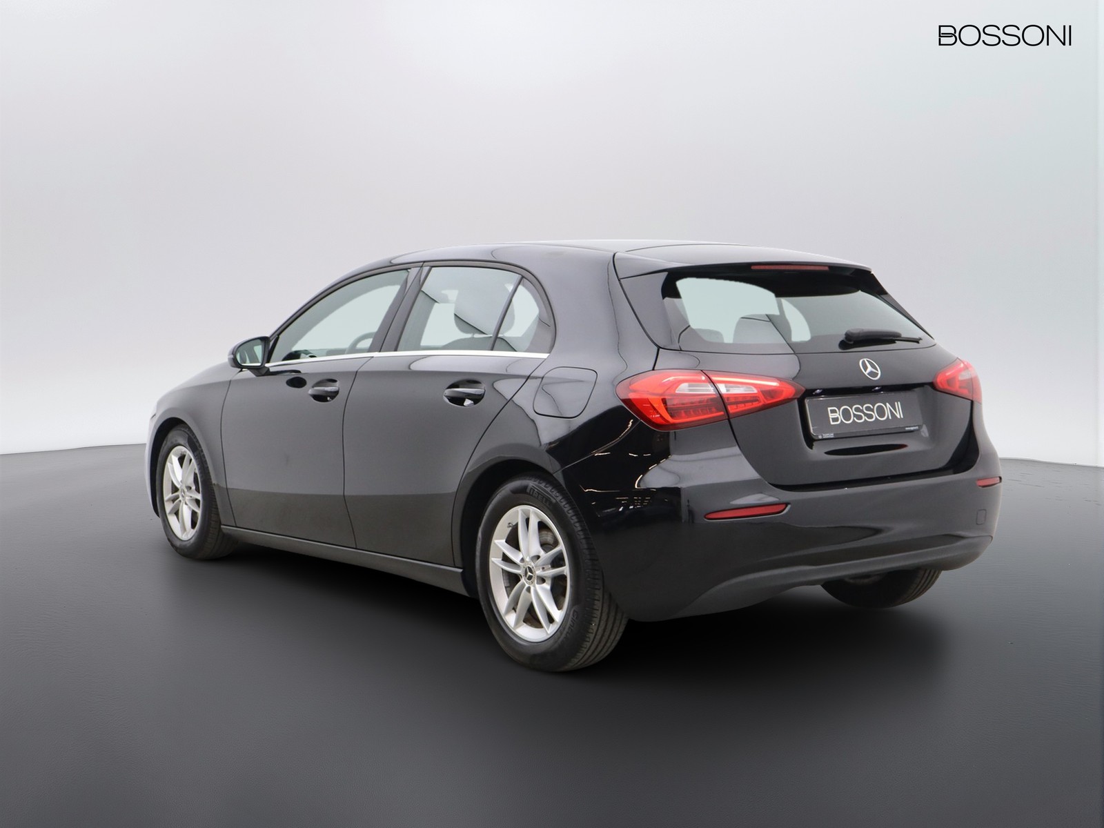 5 - Mercedes Classe A 180 d executive 7g-dct
