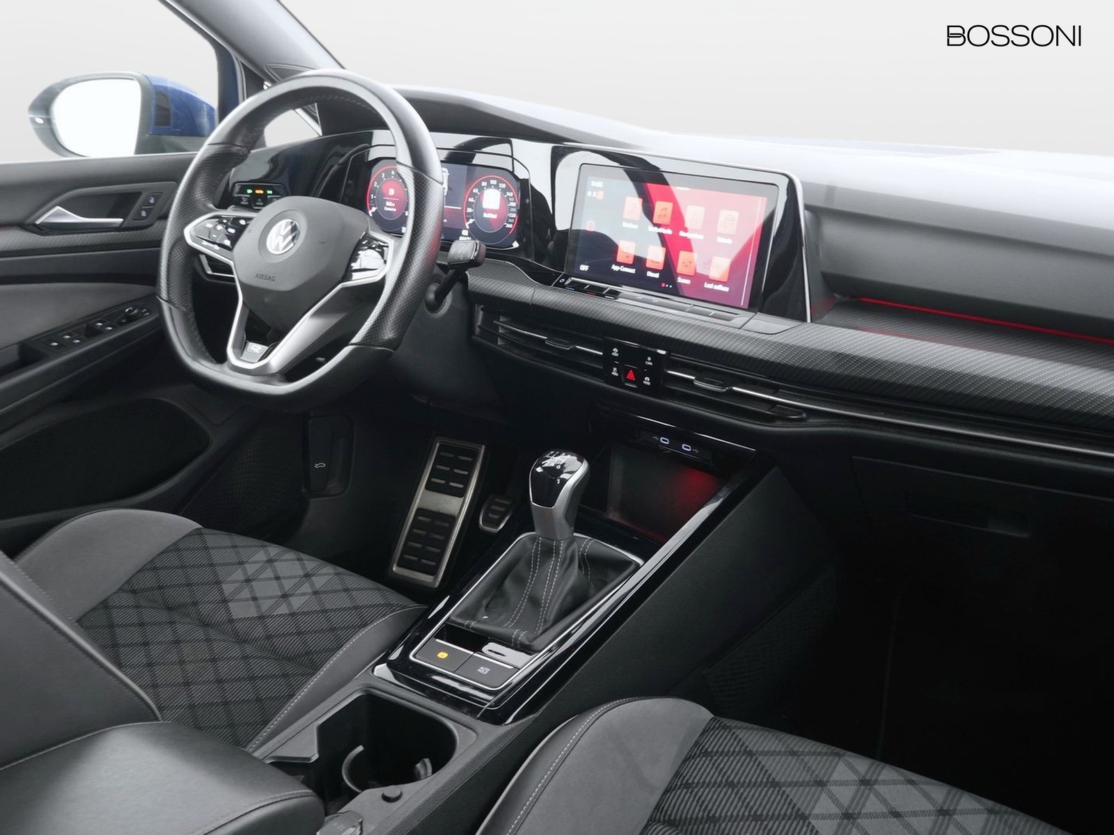 6 - Volkswagen Golf 1.5 tsi evo act 150cv r-line
