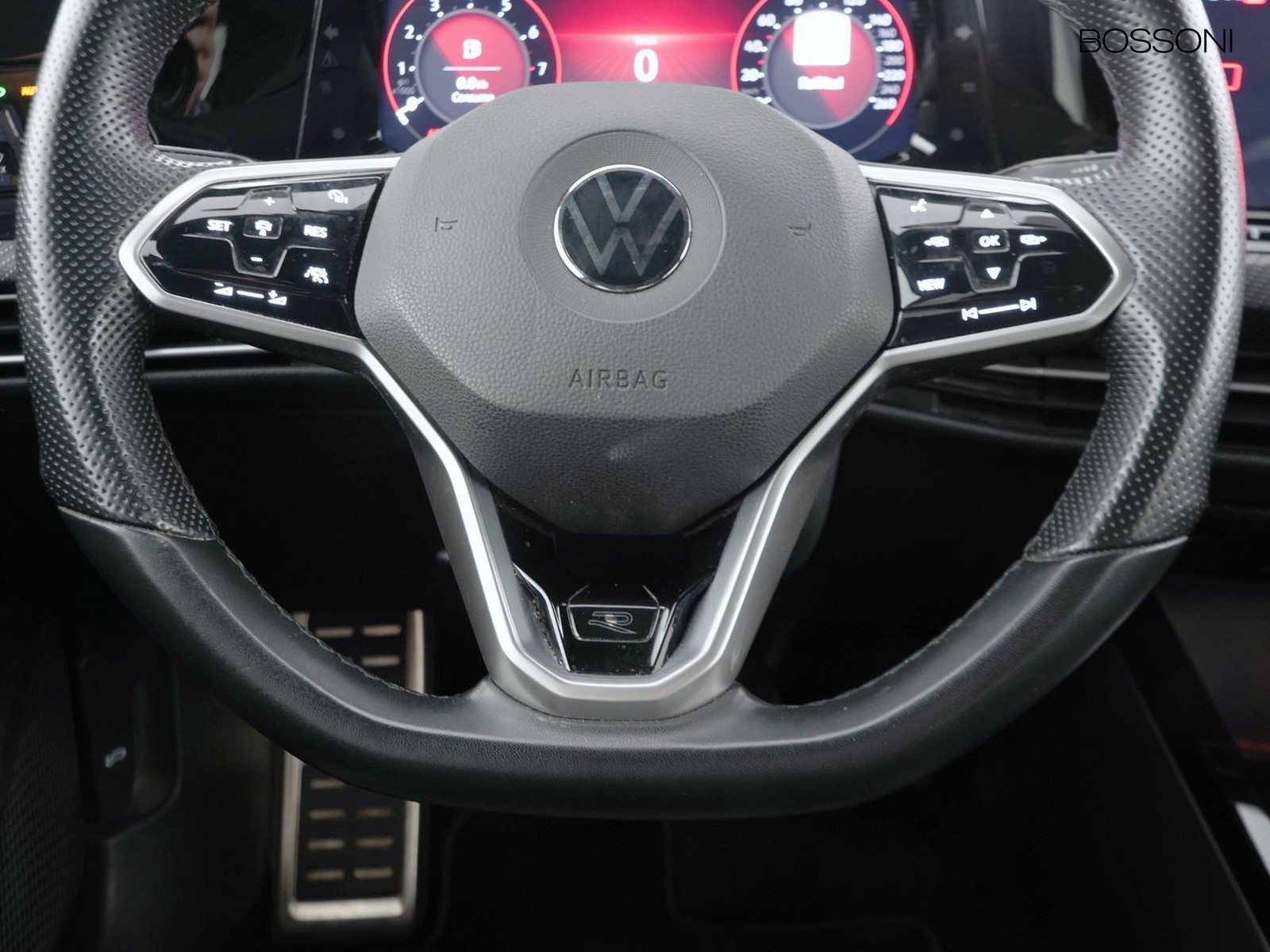 15 - Volkswagen Golf 1.5 tsi evo act 150cv r-line