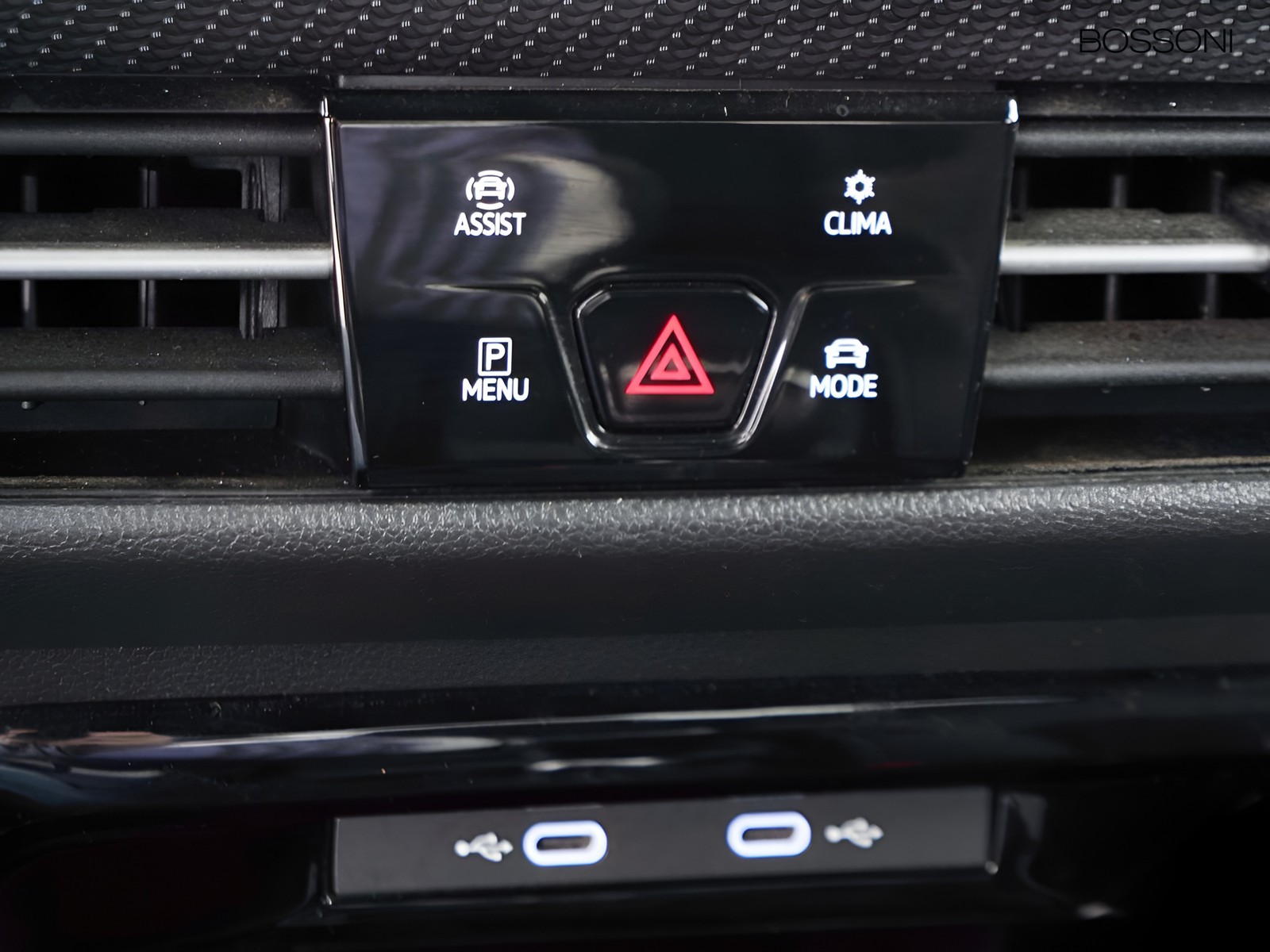 24 - Volkswagen Golf 1.5 tsi evo act 150cv r-line
