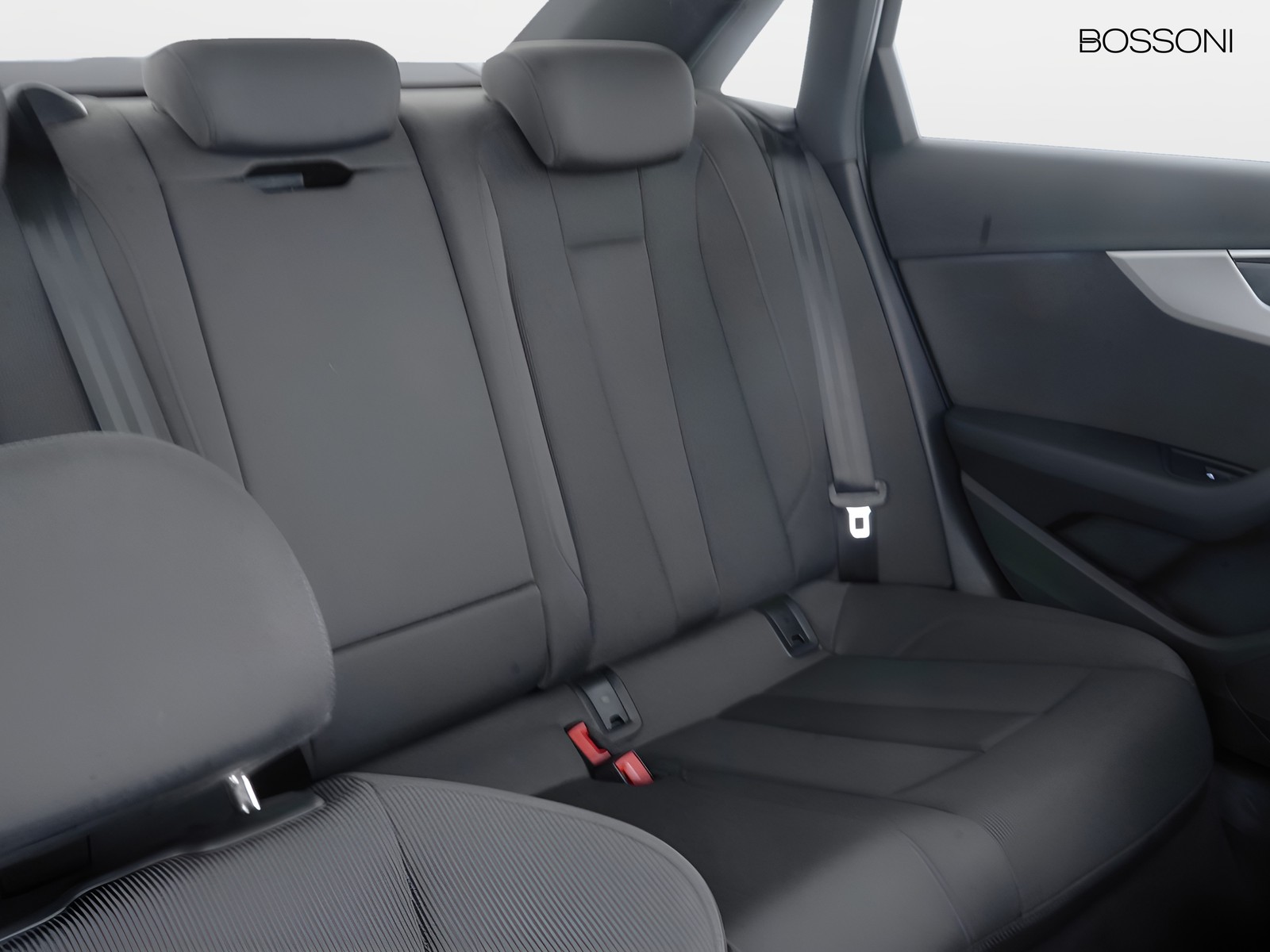 21 - Audi A4 berlina 30 2.0 tdi mhev 136cv s line edition s tronic