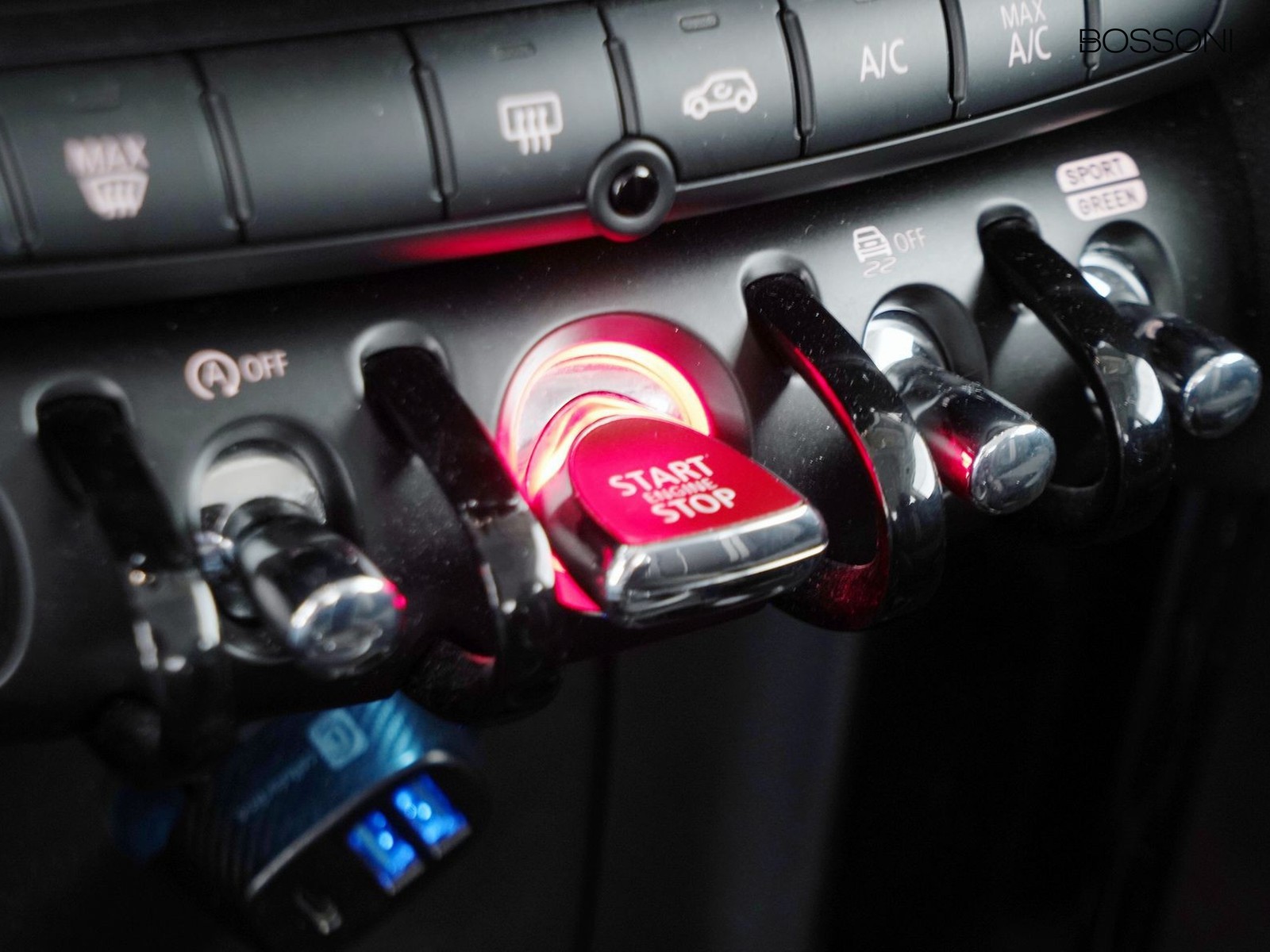 24 - Mini Cooper S 3 porte 2.0 twin power turbo essential