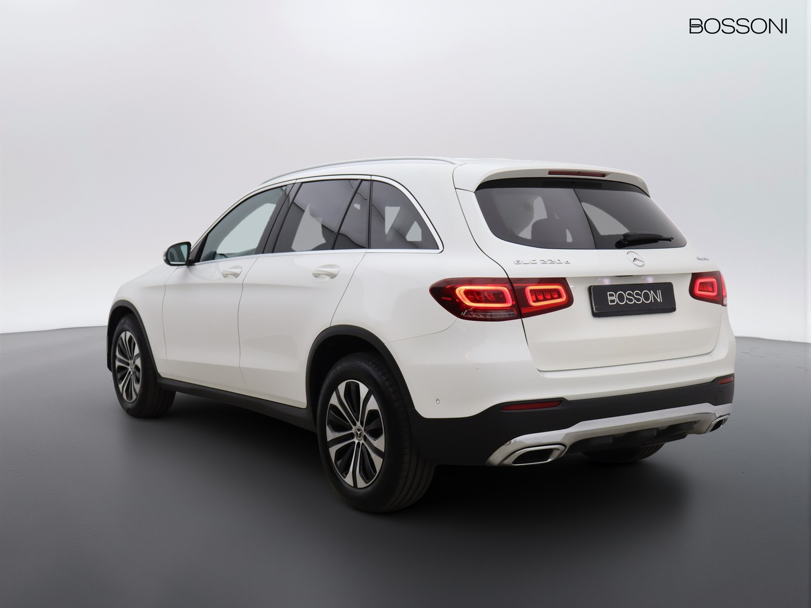 5 - Mercedes GLC suv 220 d business 4matic 9g-tronic plus
