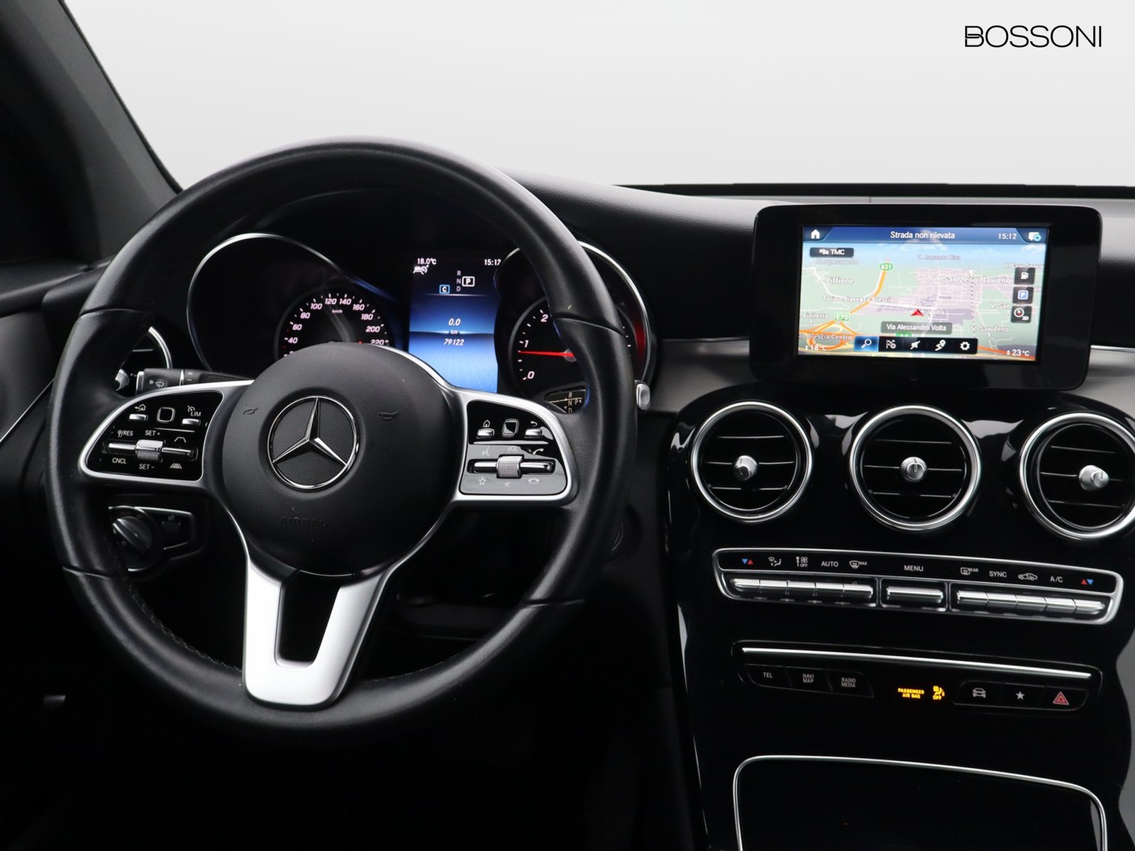 12 - Mercedes GLC coupe 200 d business 4matic 9g-tronic plus