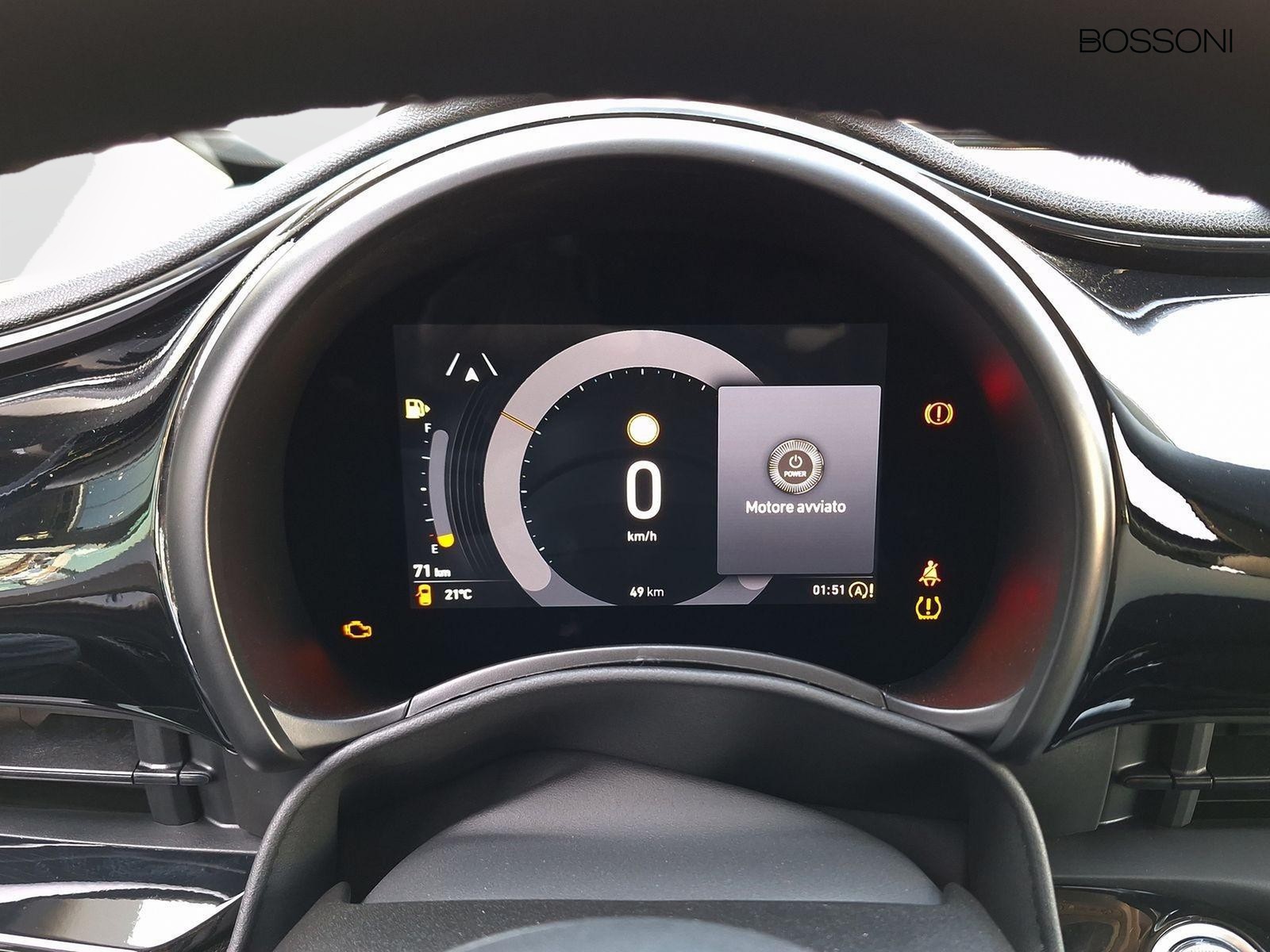 9 - Fiat 500 1.0 hybrid icon