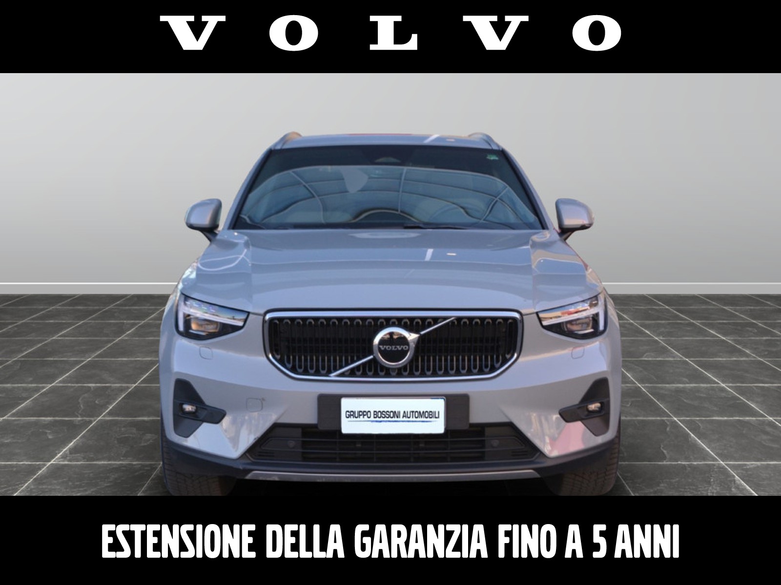 2 - Volvo XC40 2.0 b3 core automatico