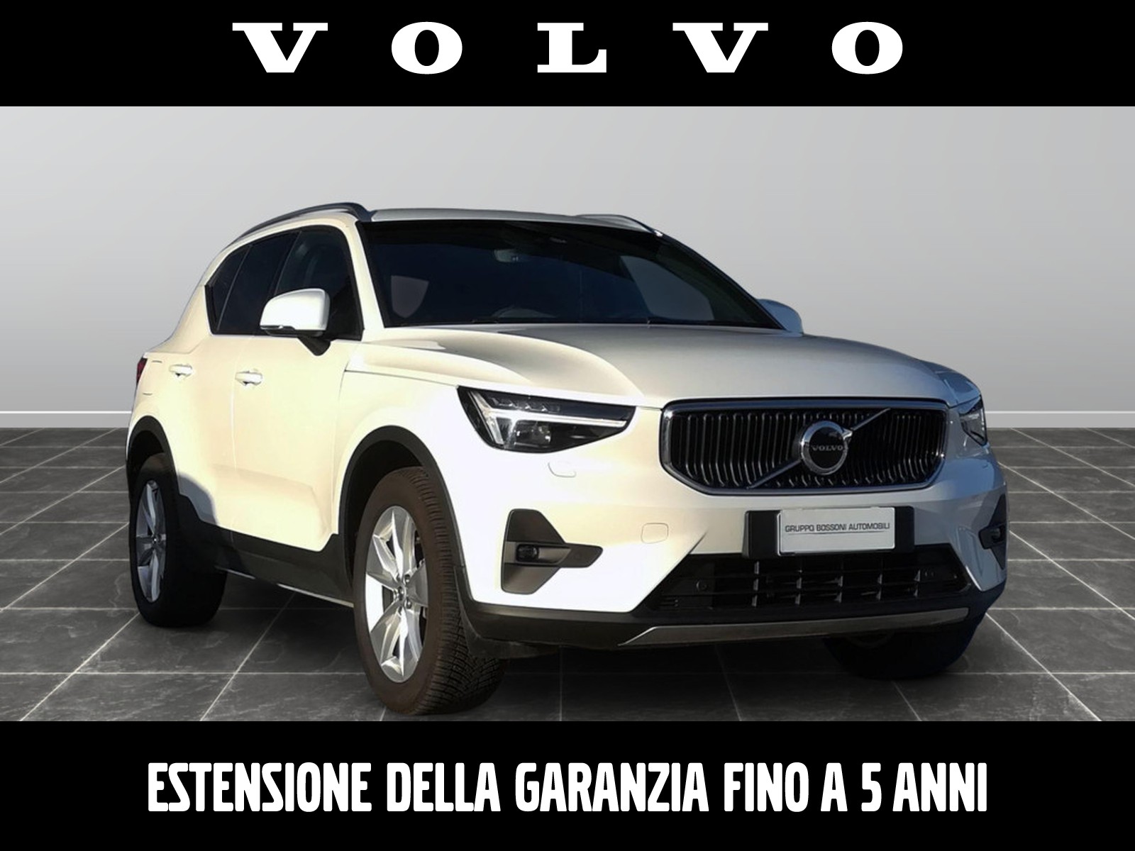 3 - Volvo XC40 2.0 b3 core automatico