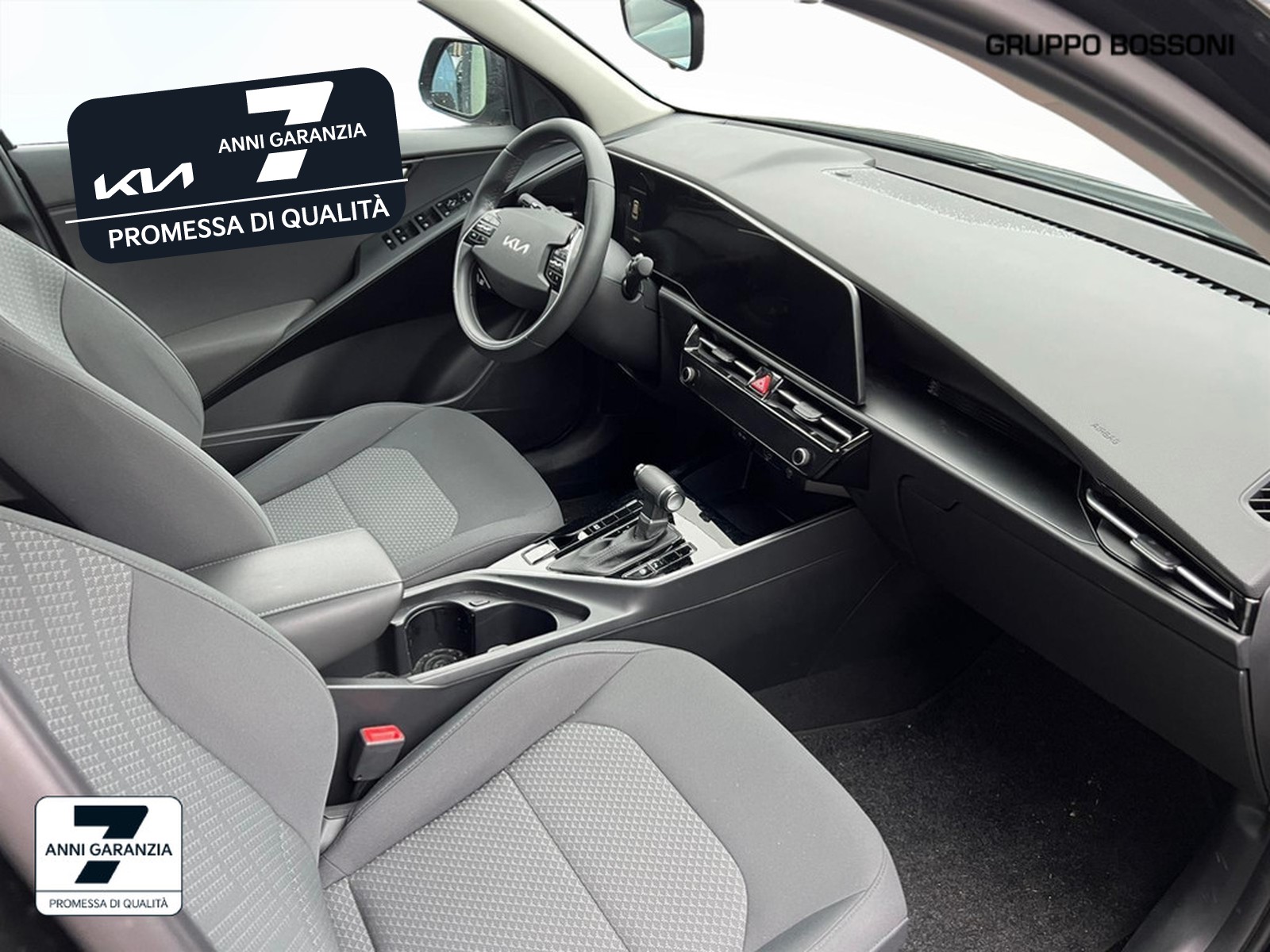 9 - Kia Niro 1.6 gdi hybrid 129cv business dct6