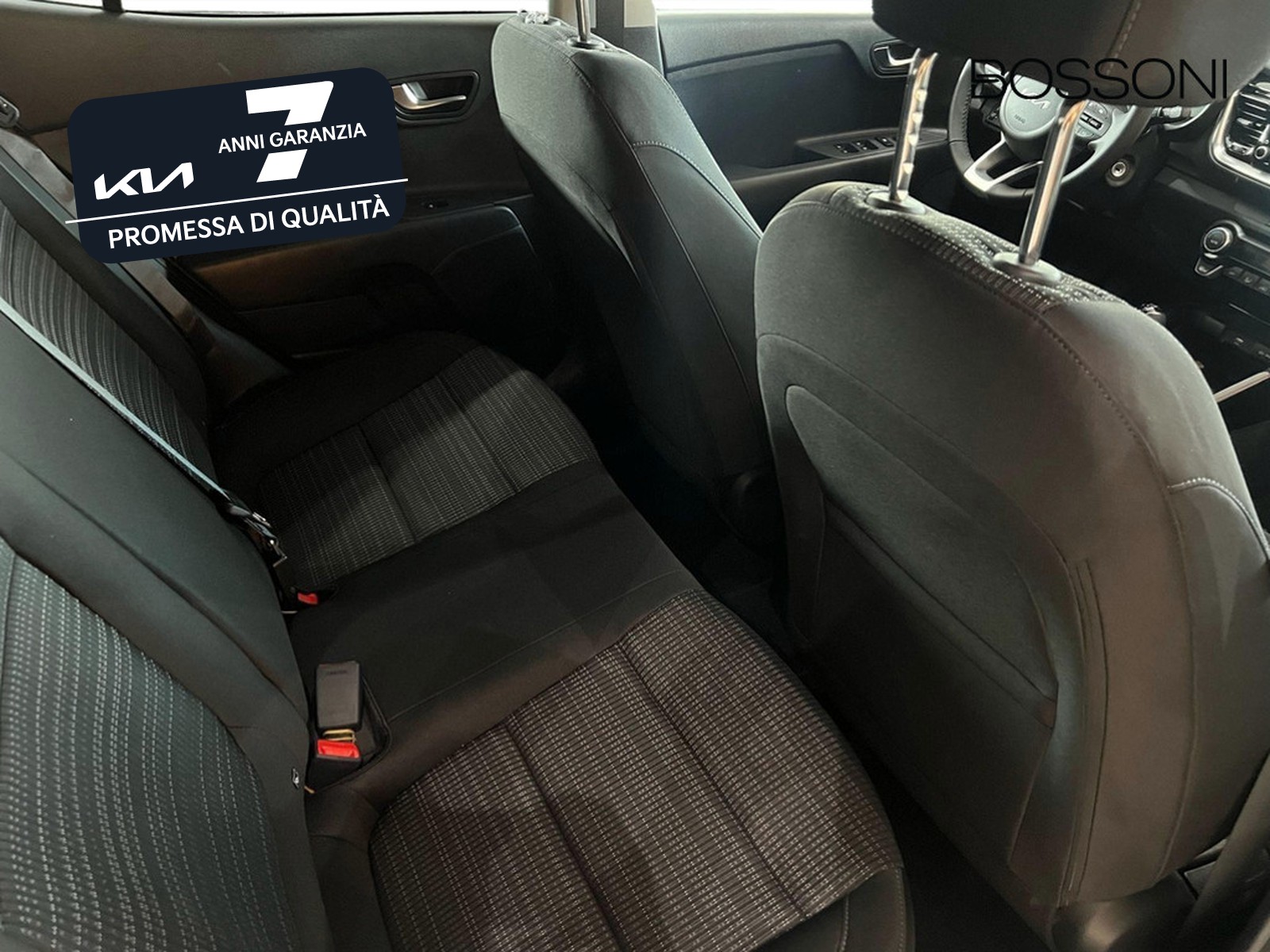 8 - Kia Stonic 1.2 mpi gpl 78cv style special edition