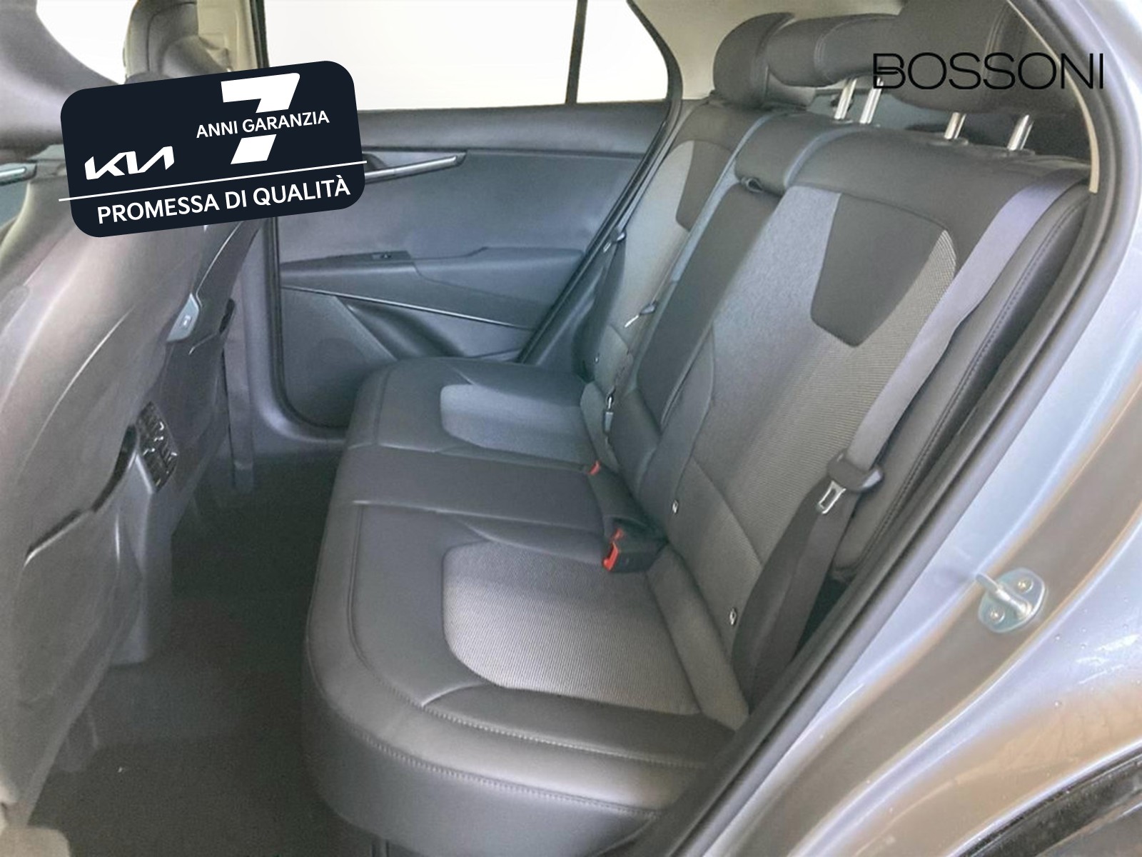 6 - Kia Niro 1.6 gdi hybrid 129cv style dct6