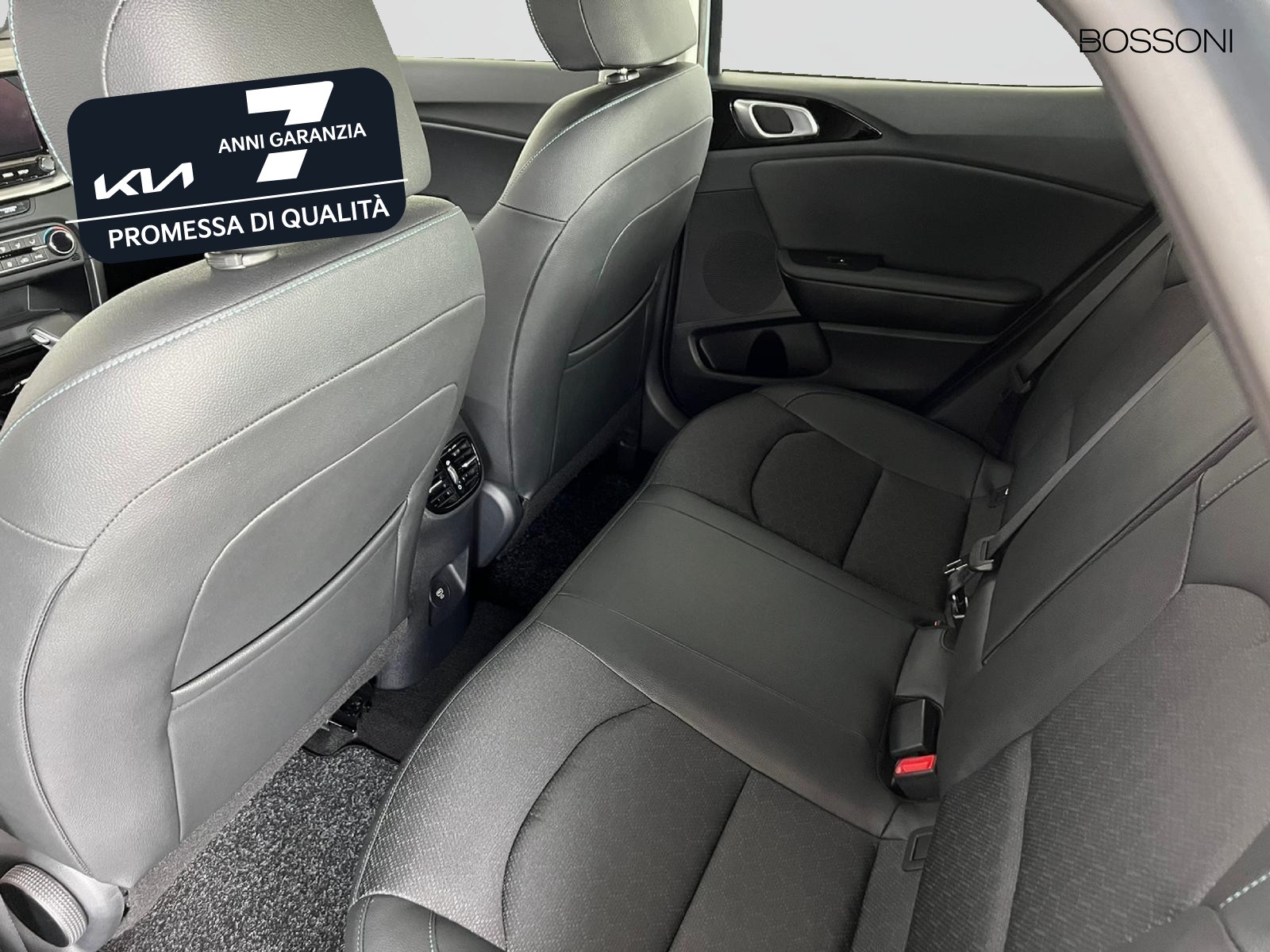 8 - Kia Xceed 1.0 t-gdi gpl 94cv business mt