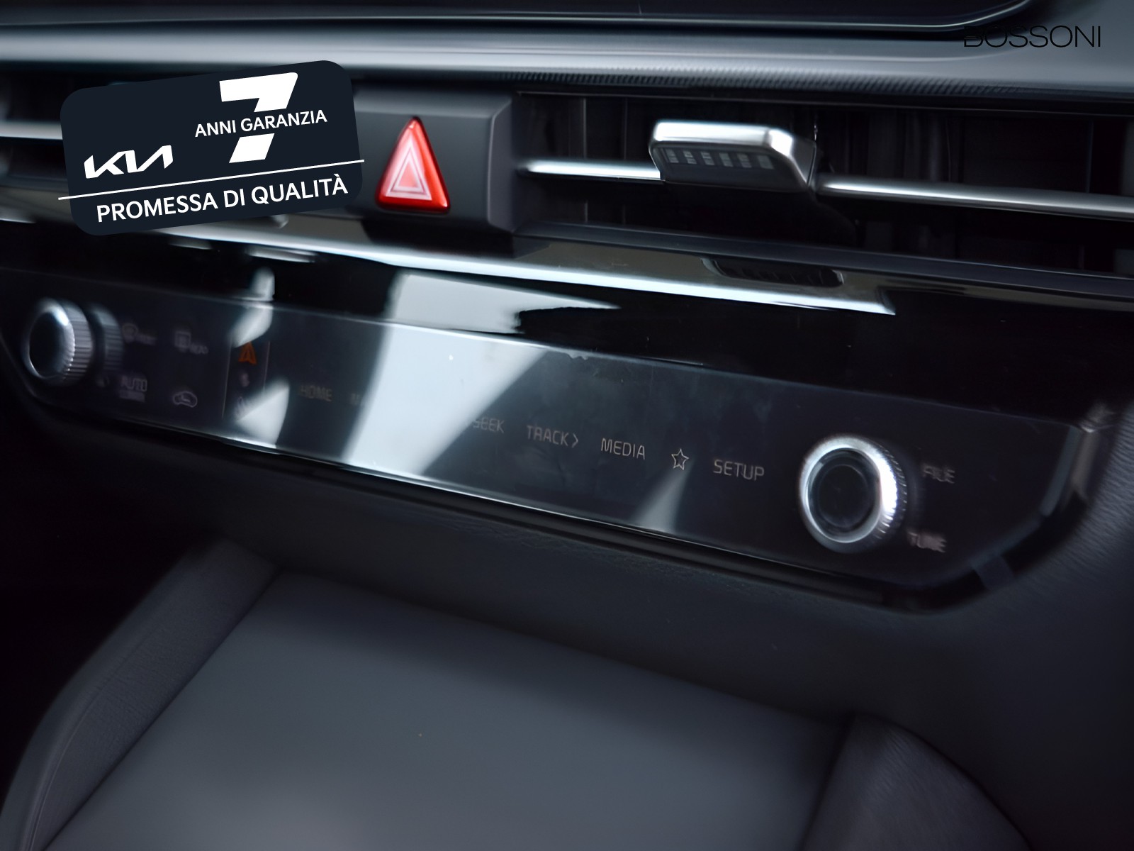 11 - Kia Sportage 1.6 t-gdi hev style 2wd at6