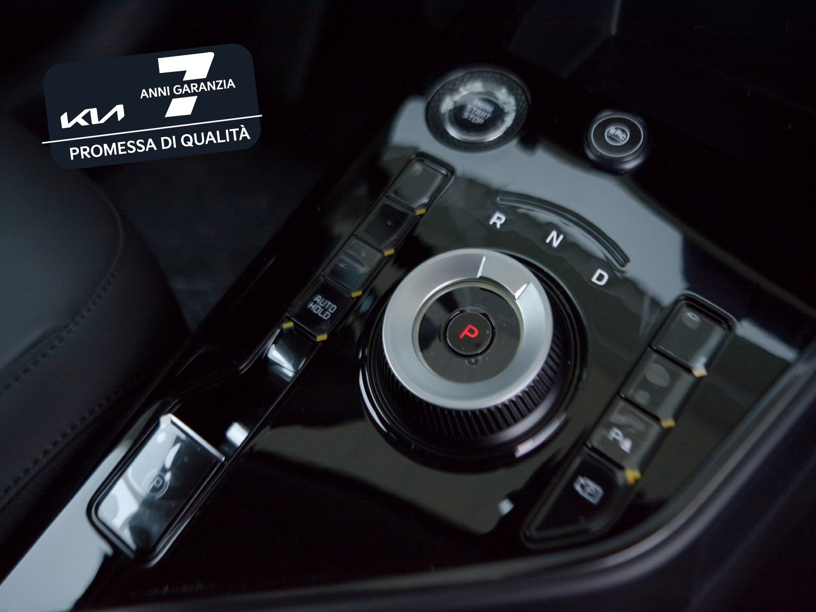 12 - Kia Niro 1.6 gdi hev tri-fuel 126cv style dct6