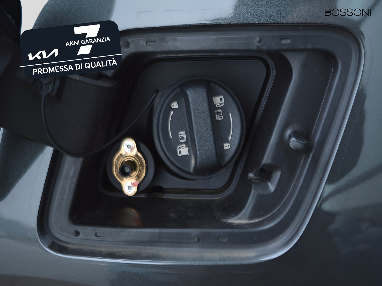 14 - Kia Niro 1.6 gdi hev tri-fuel 126cv style dct6