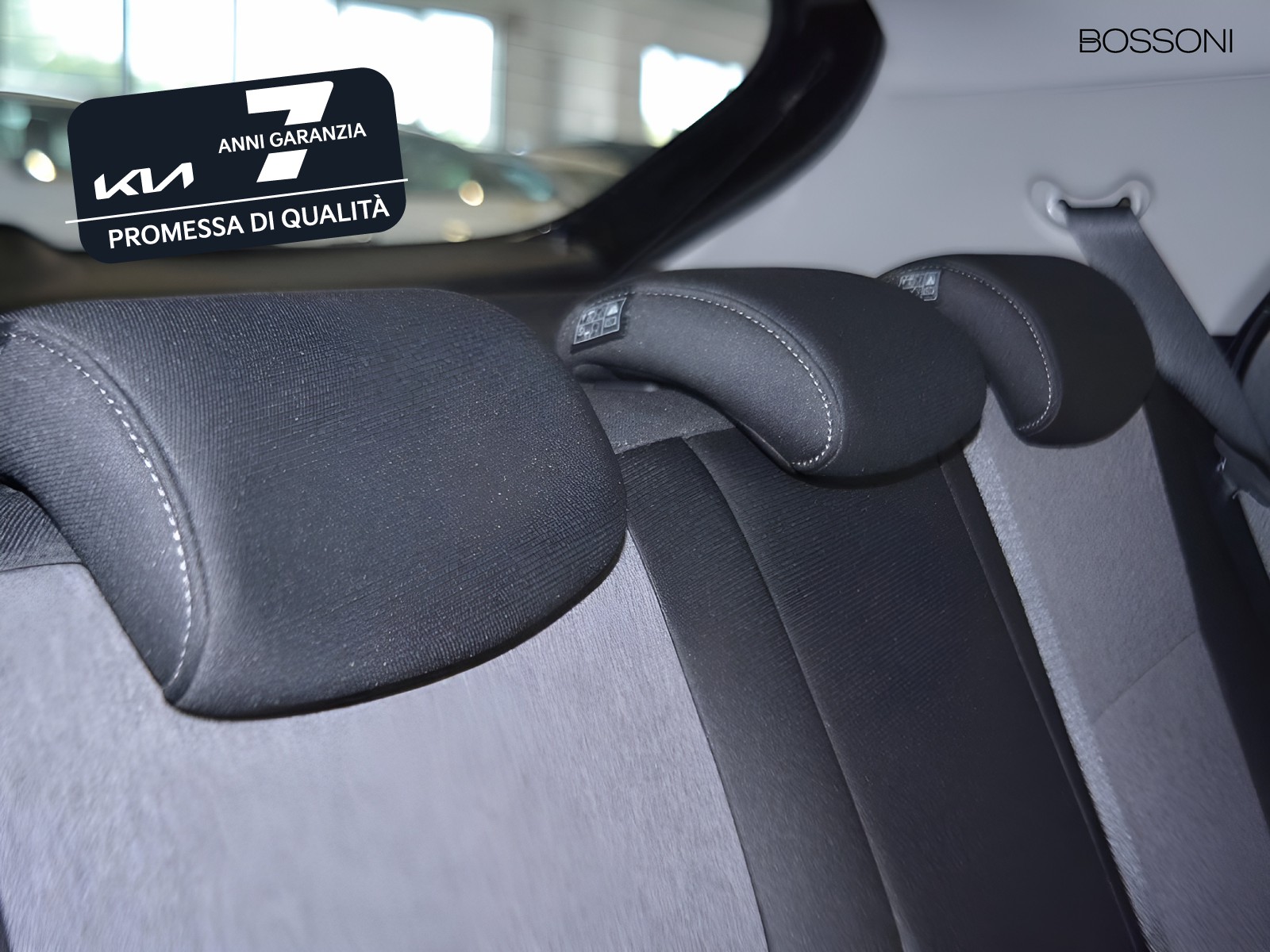 6 - Kia Stonic 1.2 mpi gpl 78cv style special edition