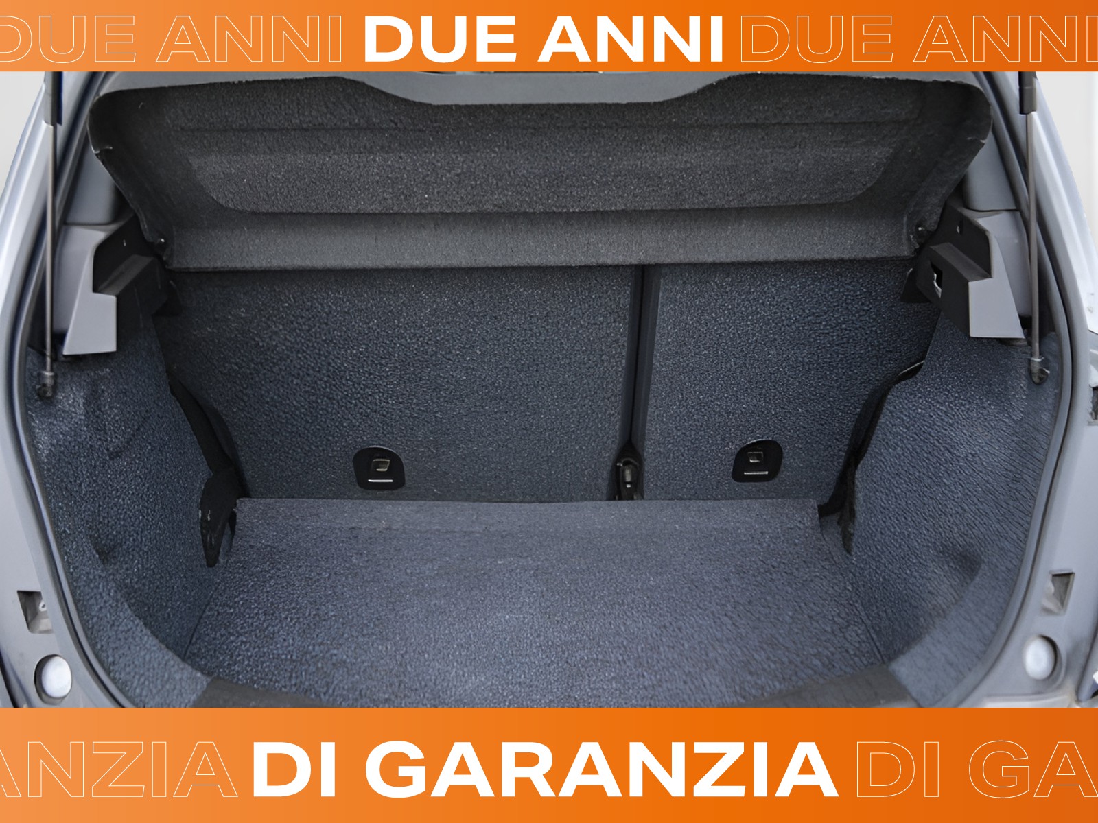 14 - Lancia Ypsilon 1.0 firefly hybrid 70cv platino s&s