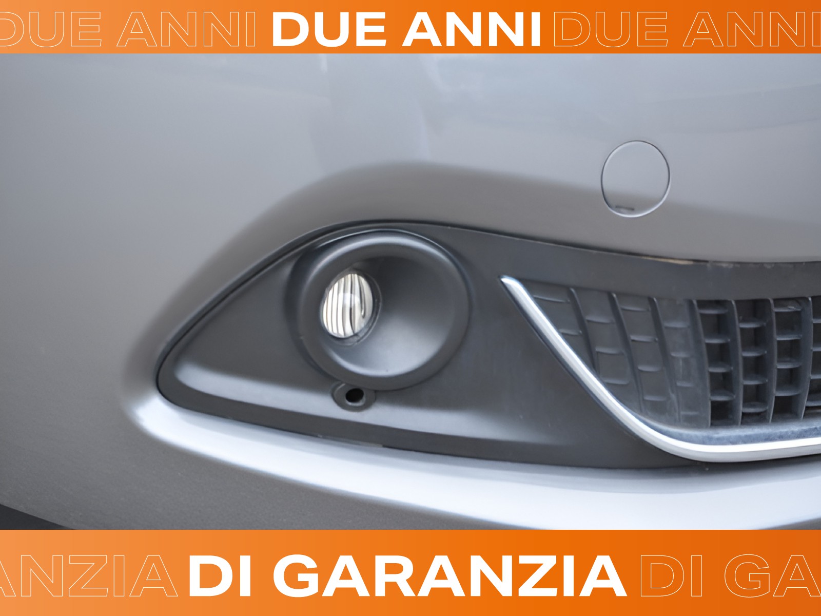 22 - Lancia Ypsilon 1.0 firefly hybrid 70cv platino s&s