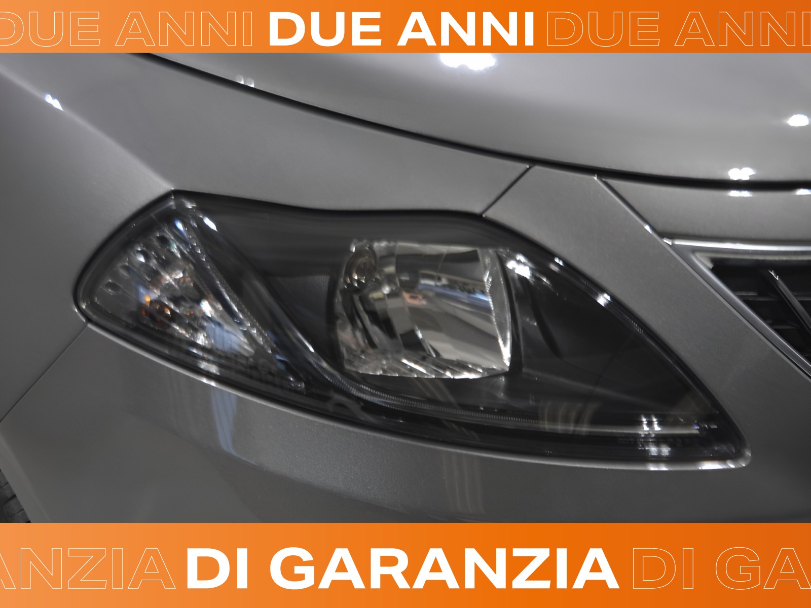 22 - Lancia Ypsilon 1.0 firefly hybrid 70cv platino s&s