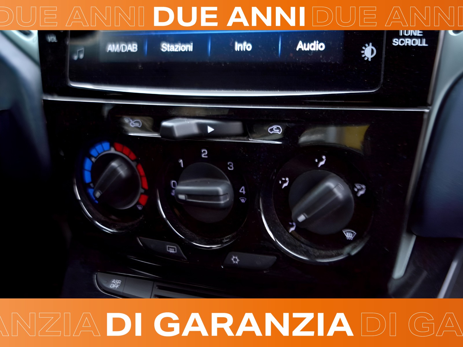 11 - Lancia Ypsilon 1.0 firefly hybrid 70cv platino s&s