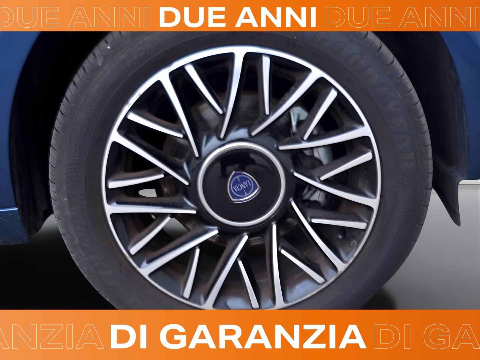 17 - Lancia Ypsilon 1.0 firefly hybrid 70cv platino s&s