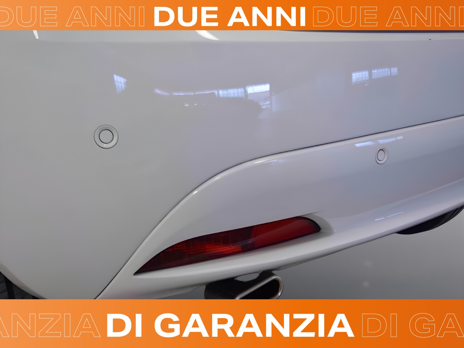 23 - Lancia Ypsilon 1.0 firefly hybrid 70cv platino s&s