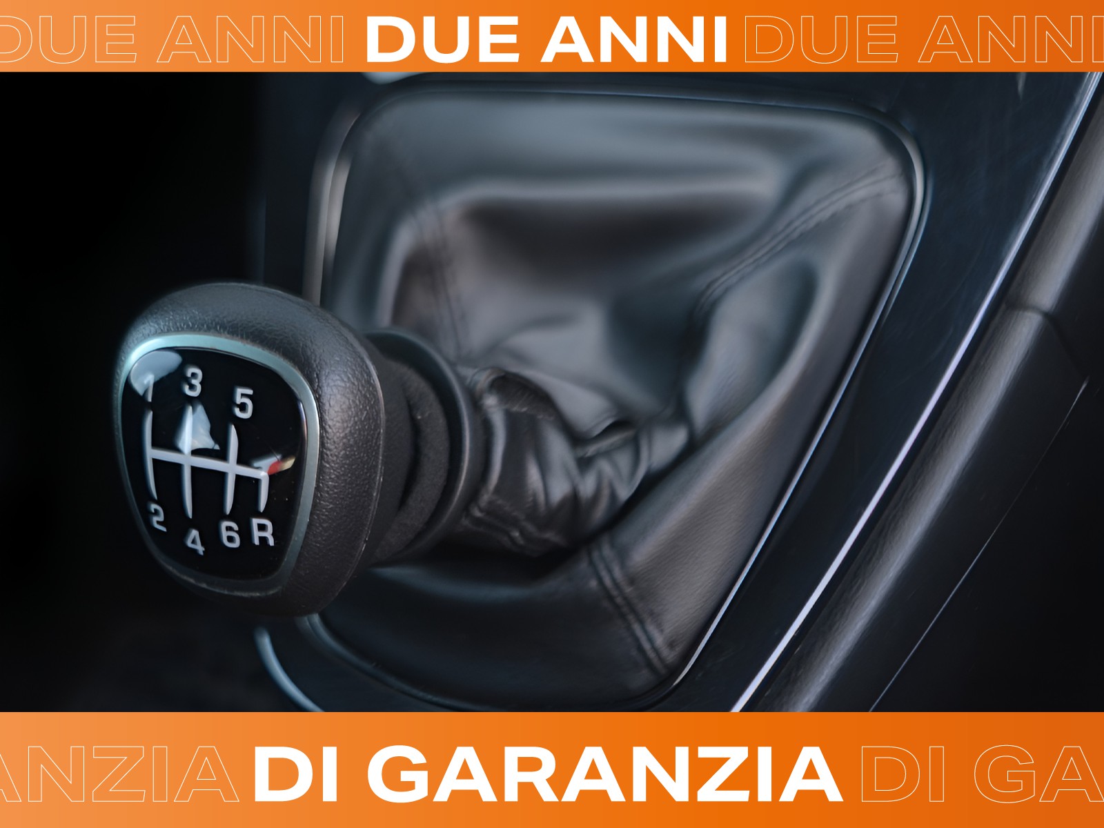 12 - Lancia Ypsilon 1.0 firefly hybrid 70cv platino s&s