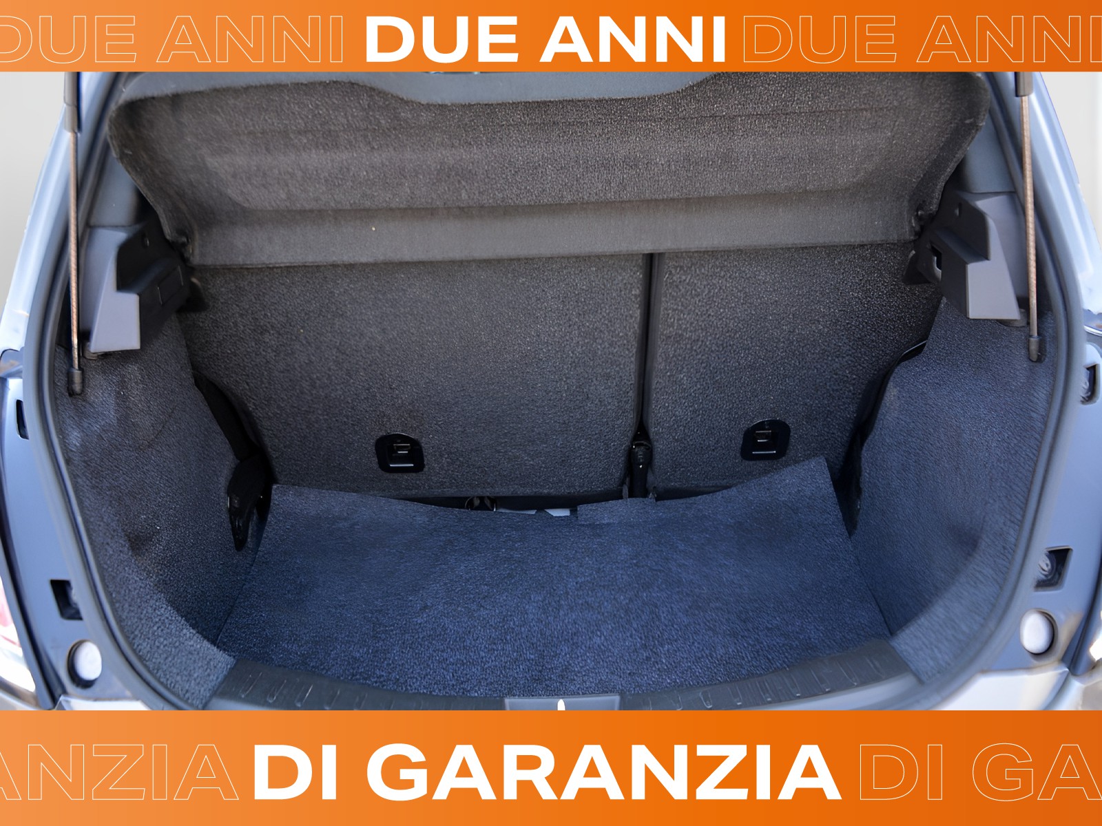 14 - Lancia Ypsilon 1.0 firefly hybrid 70cv platino s&s