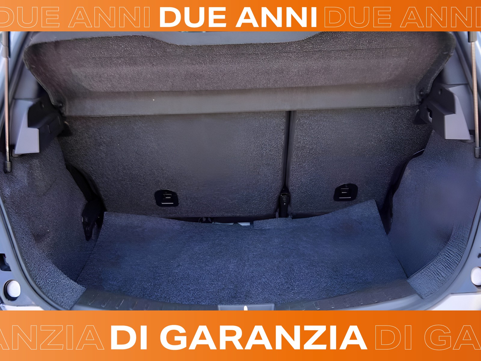 14 - Lancia Ypsilon 1.0 firefly hybrid 70cv platino s&s