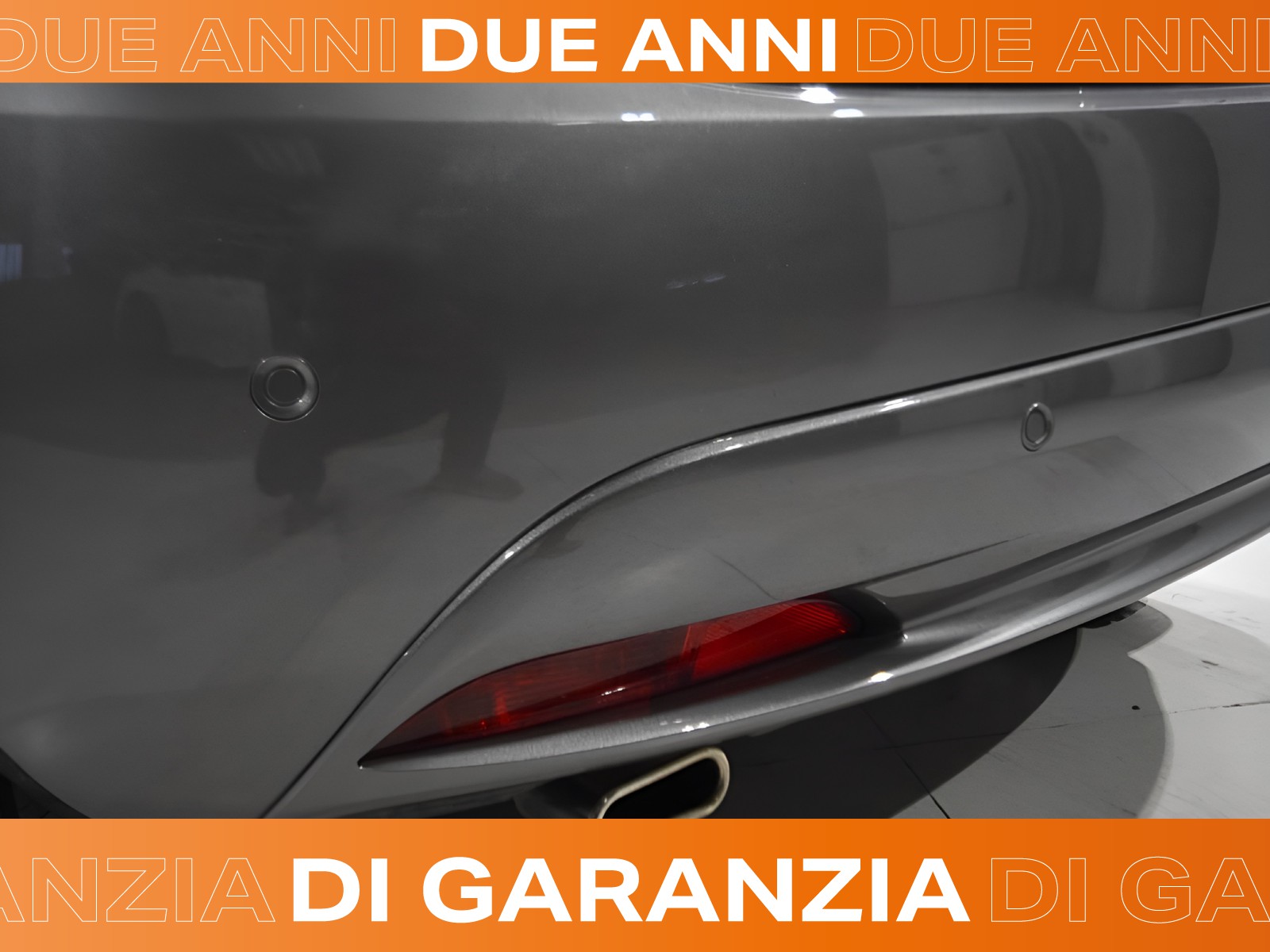 22 - Lancia Ypsilon 1.0 firefly hybrid 70cv platino s&s