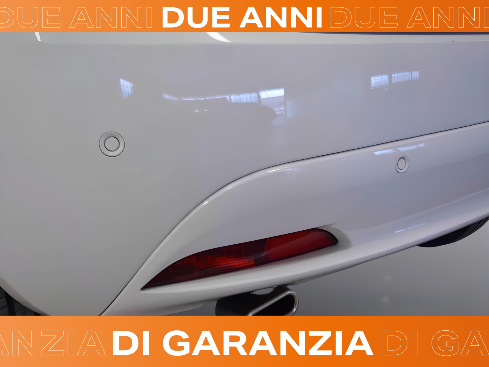 23 - Lancia Ypsilon 1.0 firefly hybrid 70cv platino s&s