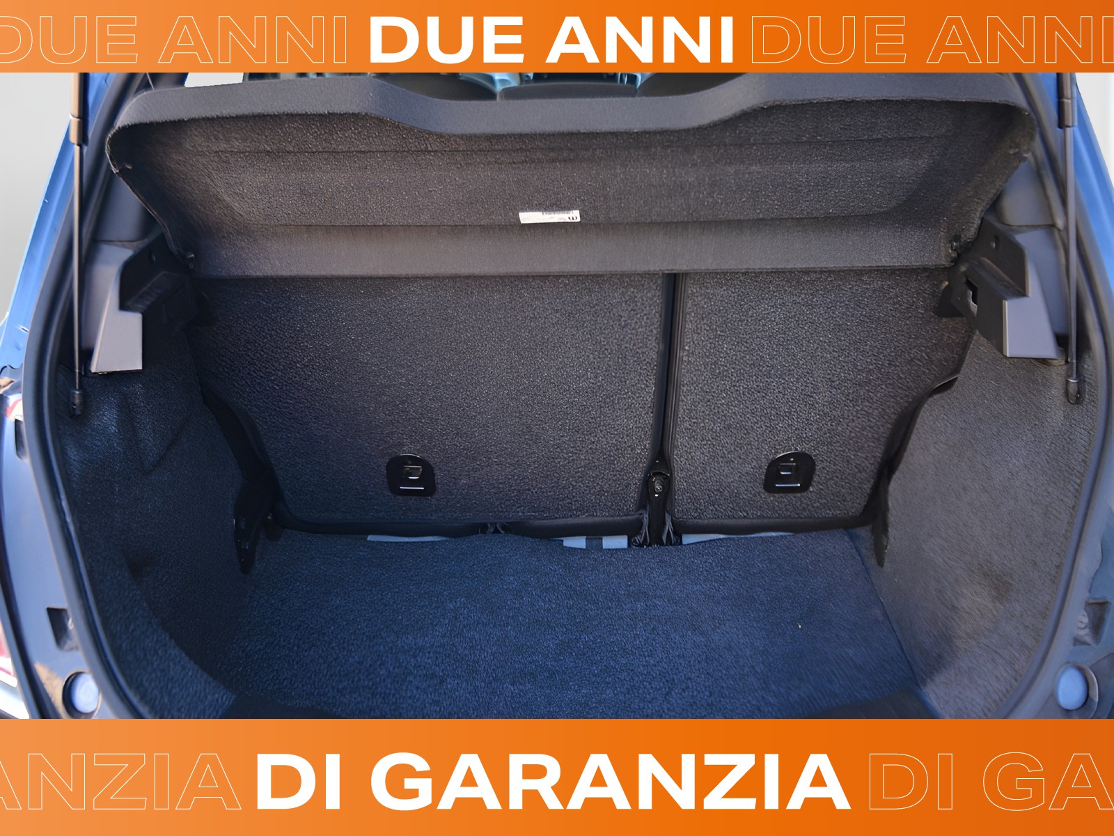 14 - Lancia Ypsilon 1.0 firefly hybrid 70cv platino s&s