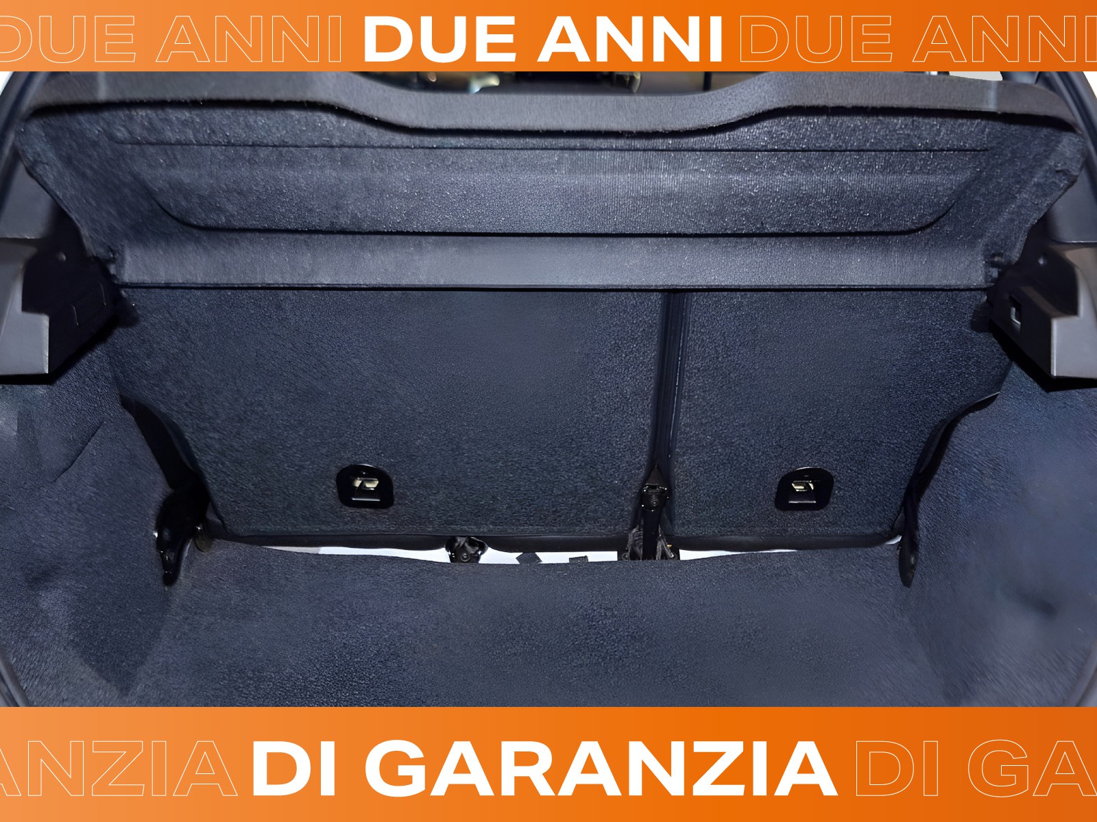 14 - Lancia Ypsilon 1.0 firefly hybrid 70cv platino s&s