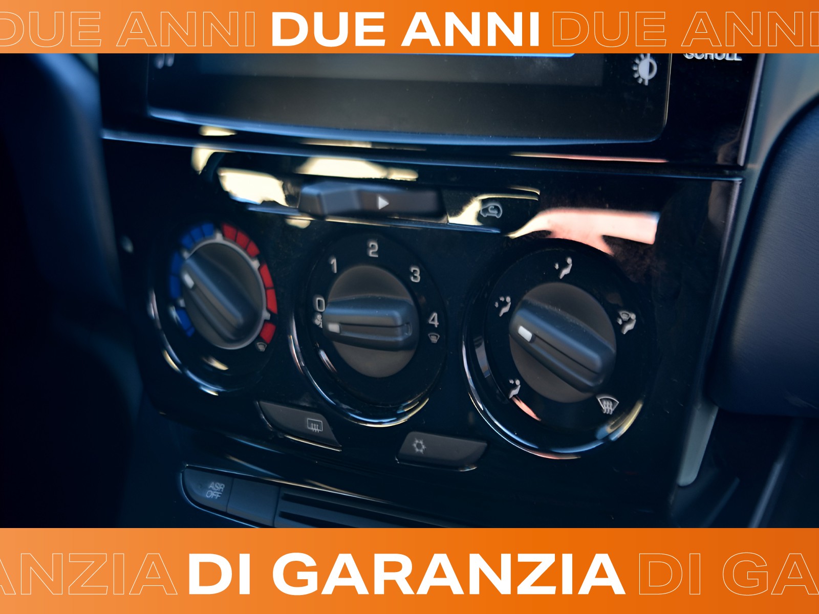 11 - Lancia Ypsilon 1.0 firefly hybrid 70cv platino s&s