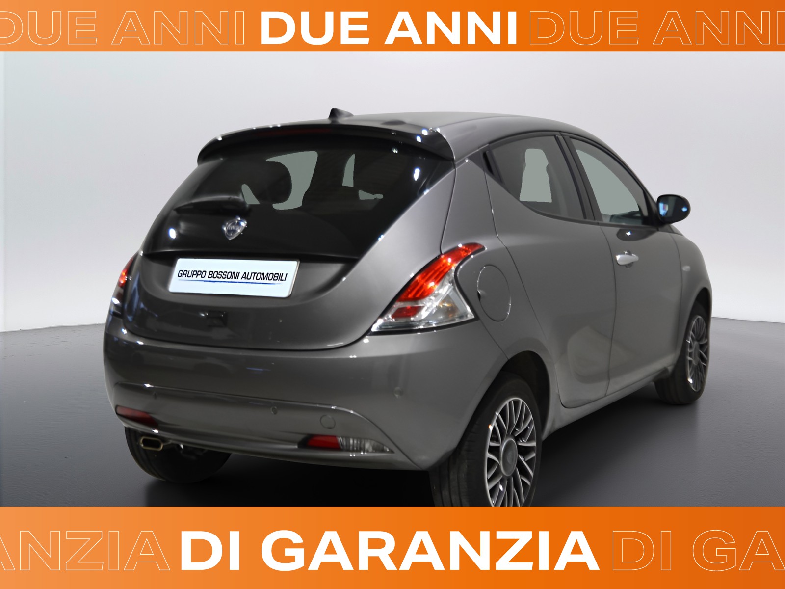 3 - Lancia Ypsilon 1.0 firefly hybrid 70cv platino s&s