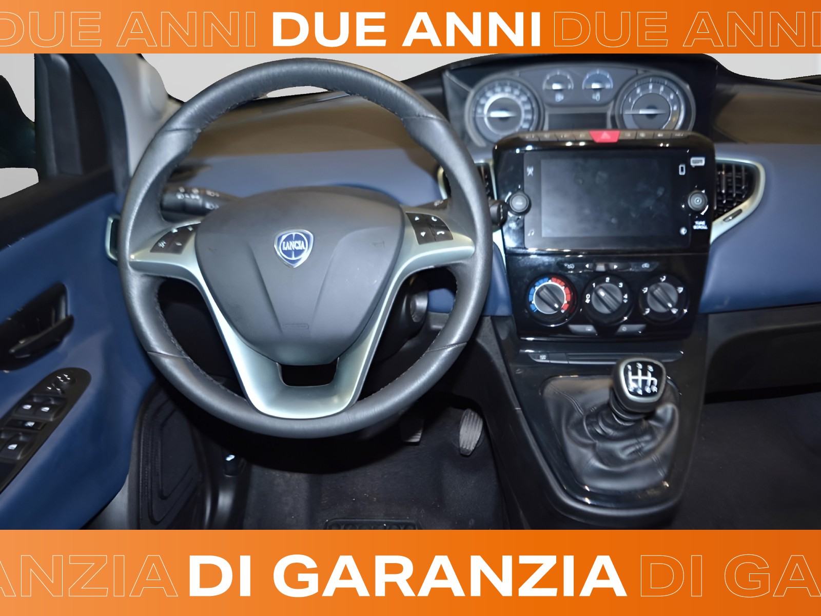 24 - Lancia Ypsilon 1.0 firefly hybrid 70cv platino s&s