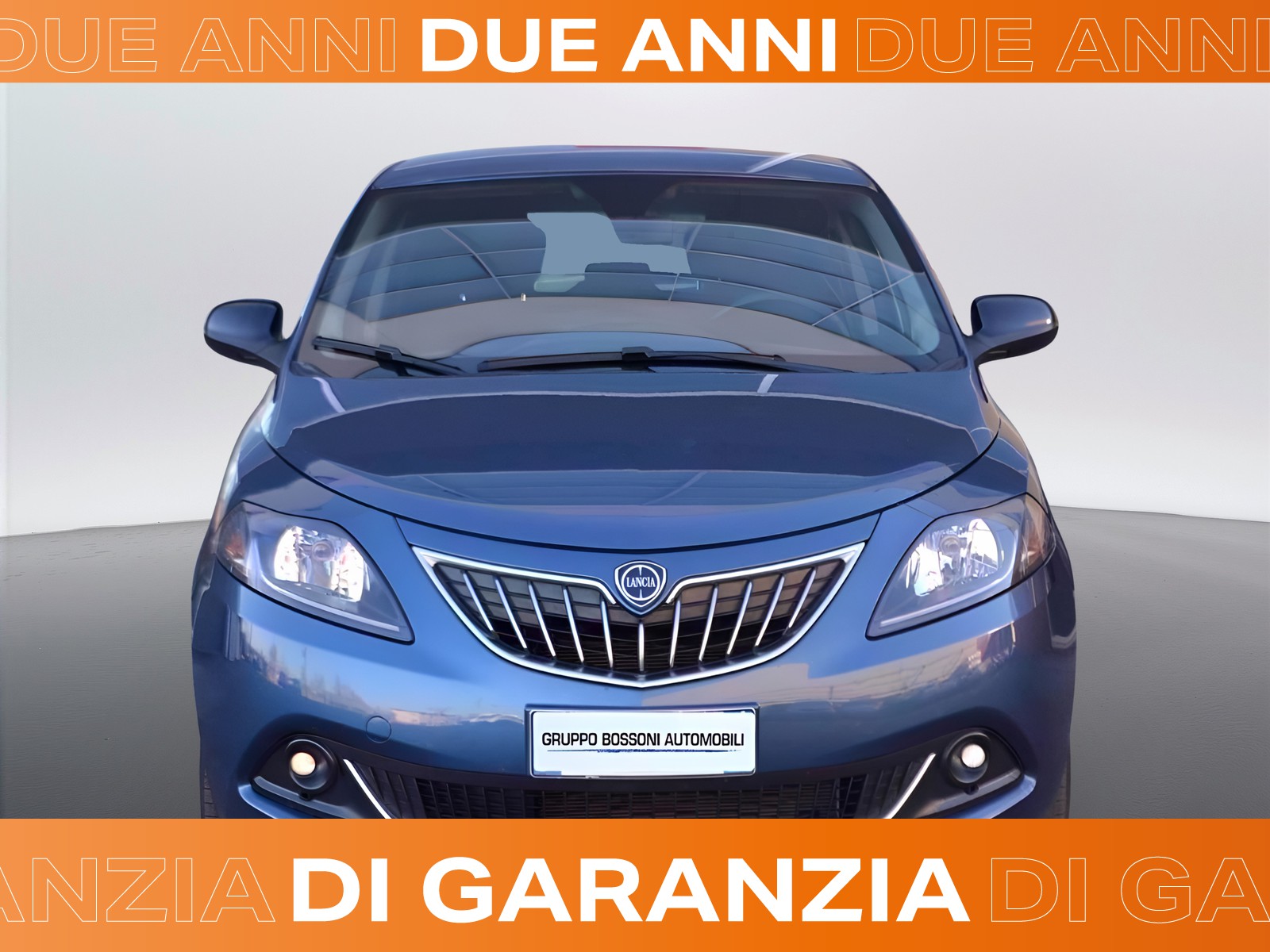2 - Lancia Ypsilon 1.0 firefly hybrid 70cv platino s&s