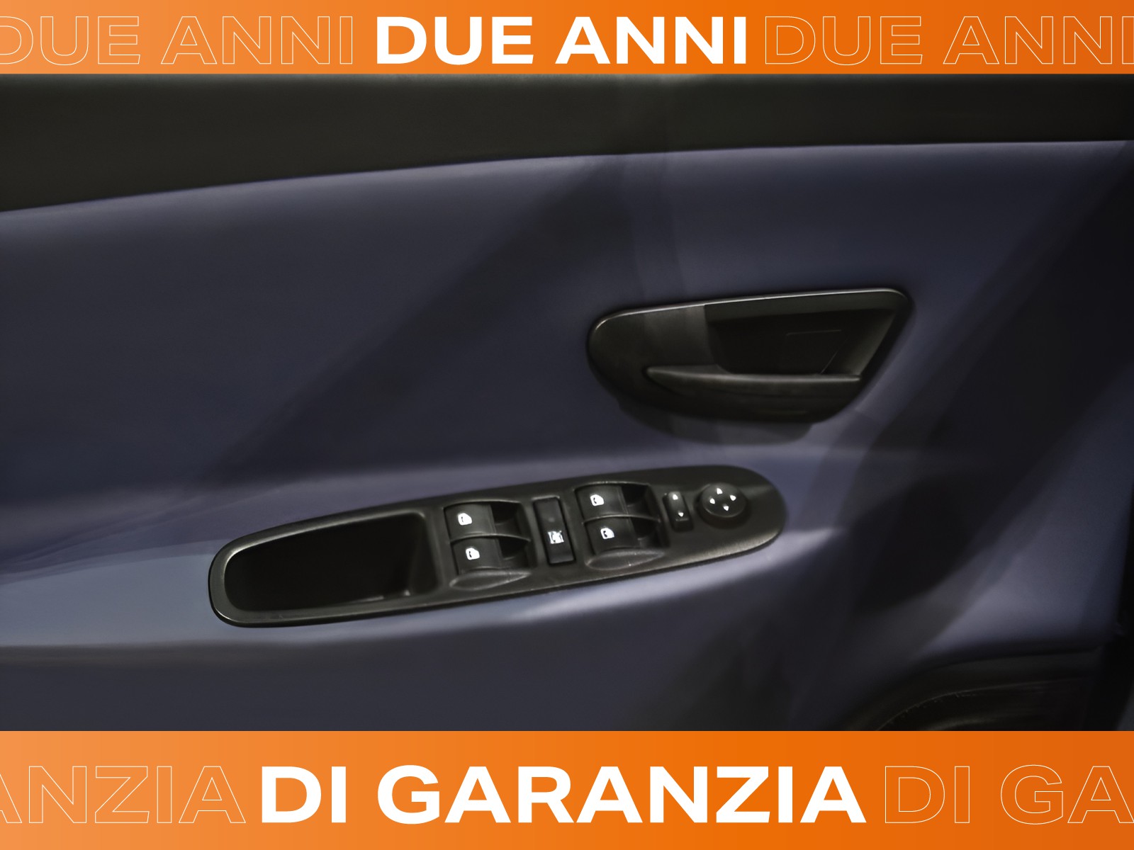 16 - Lancia Ypsilon 1.0 firefly hybrid 70cv platino s&s