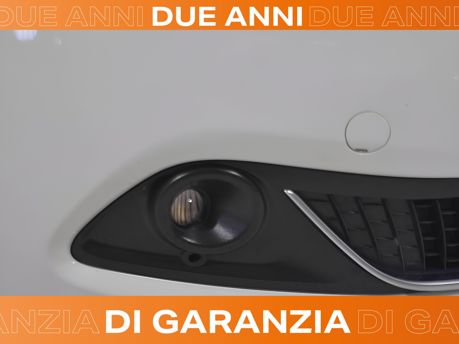 23 - Lancia Ypsilon 1.0 firefly hybrid 70cv platino s&s