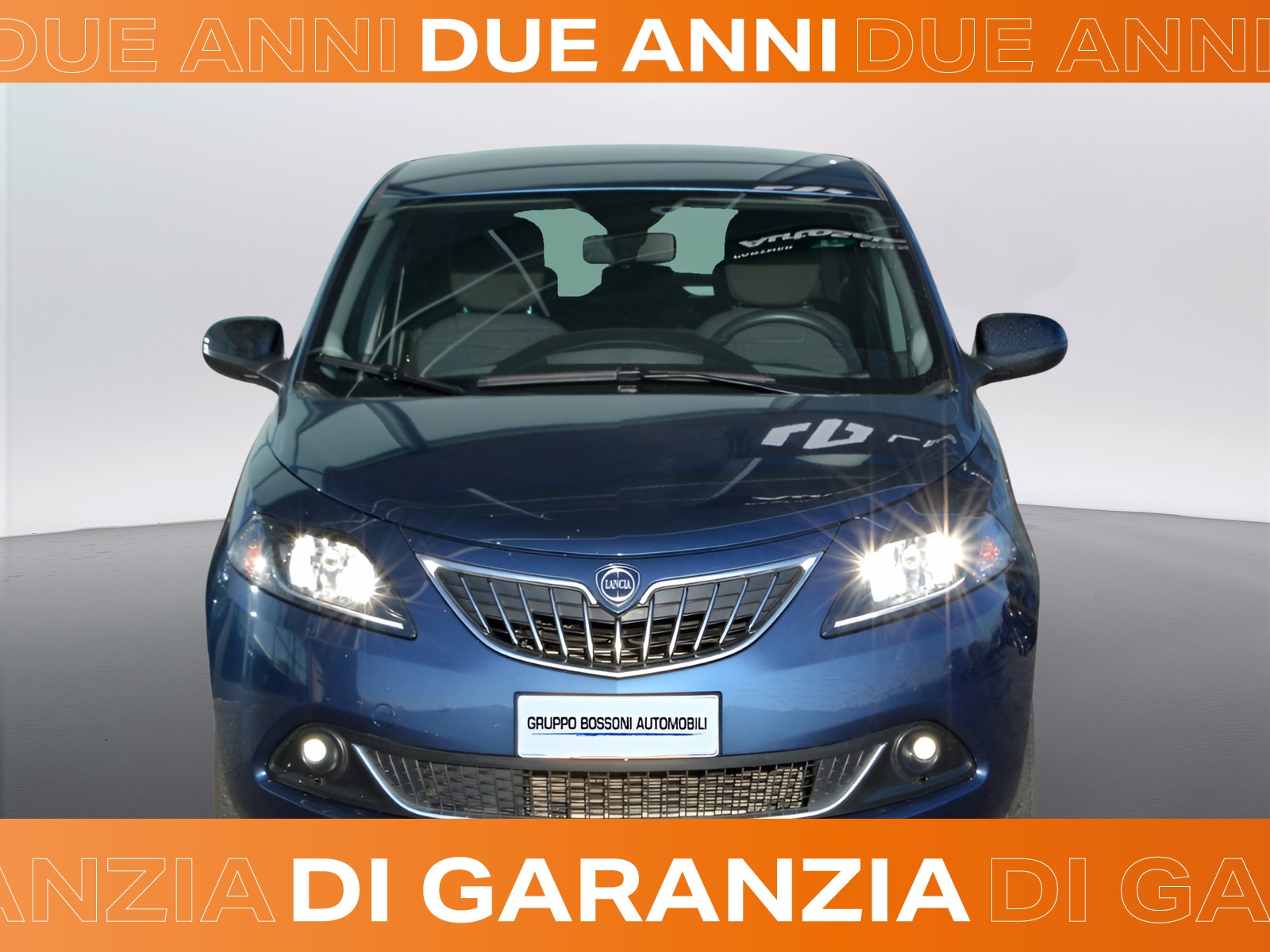 21 - Lancia Ypsilon 1.0 firefly hybrid 70cv platino s&s