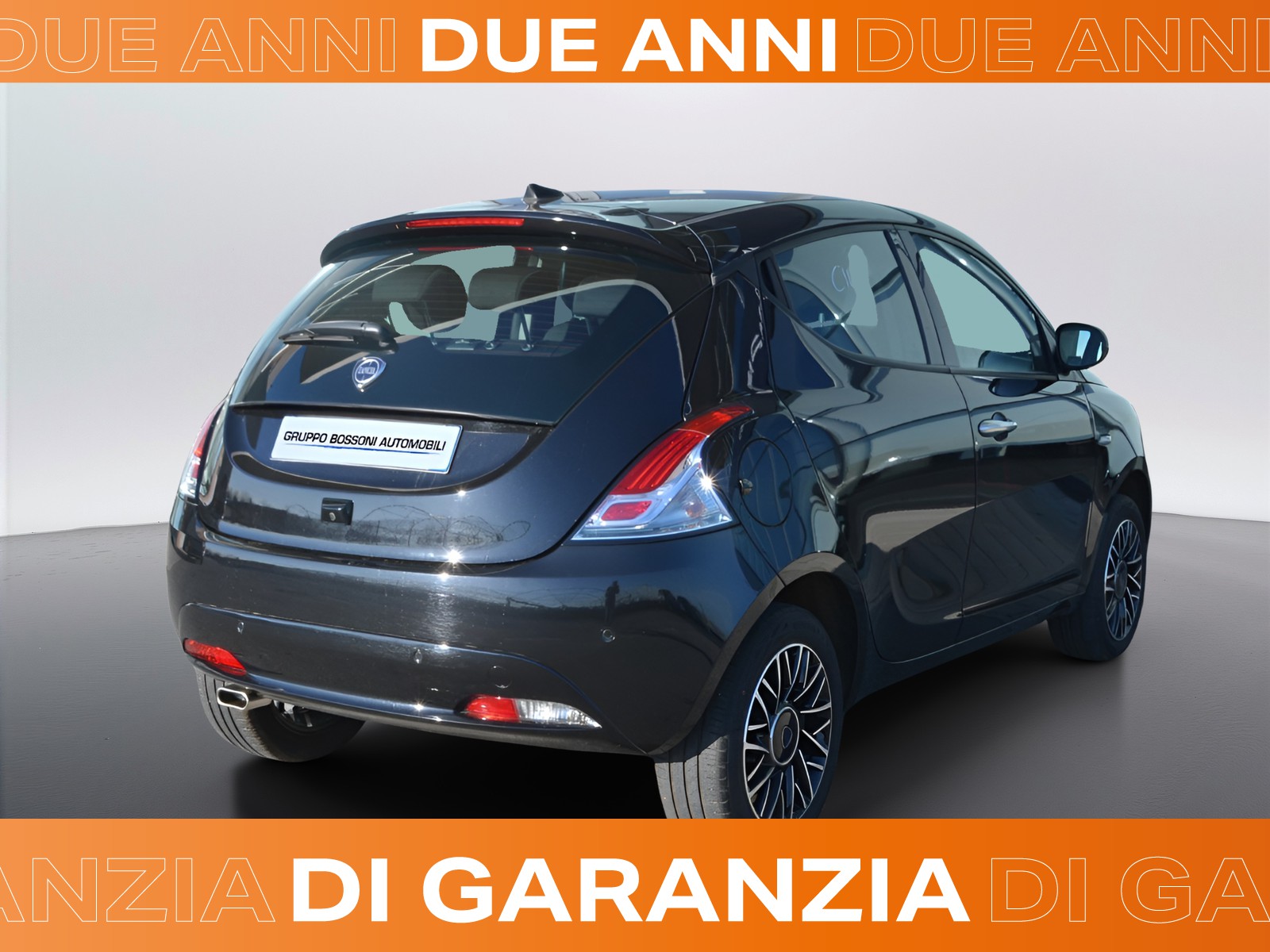 3 - Lancia Ypsilon 1.0 firefly hybrid 70cv platino s&s