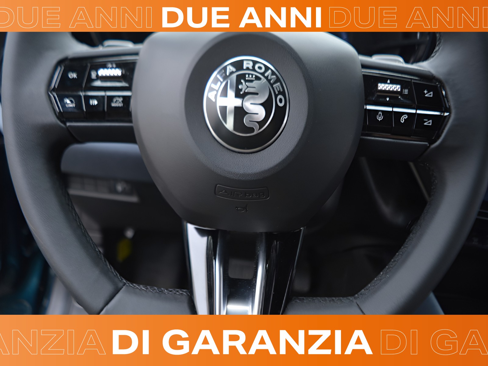 16 - Alfa Romeo Junior 1.2 hybrid 145cv ibrida edct6