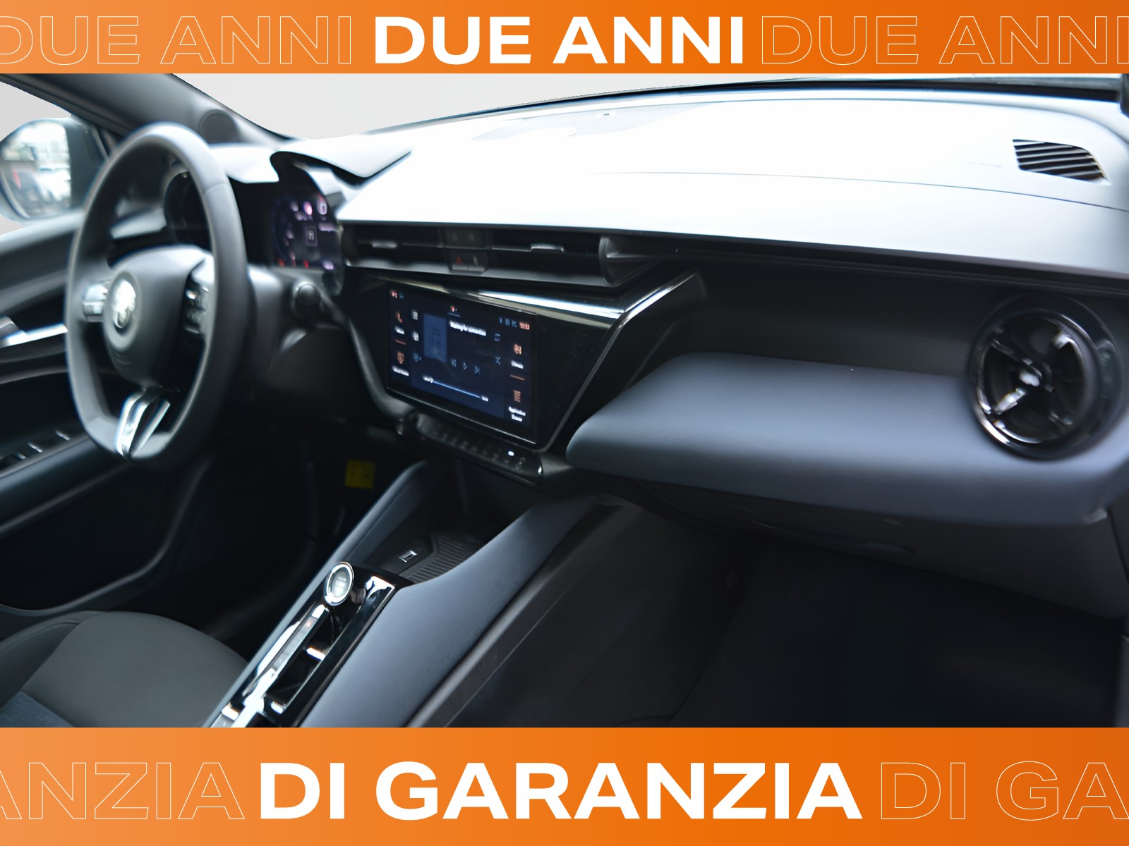 8 - Alfa Romeo Junior 1.2 hybrid 145cv ibrida edct6