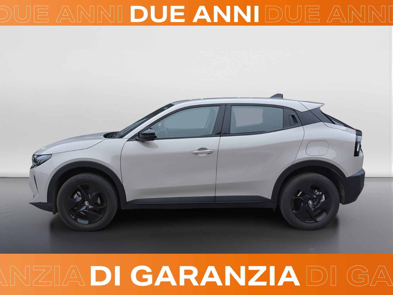 24 - Alfa Romeo Junior 1.2 hybrid 145cv ibrida edct6