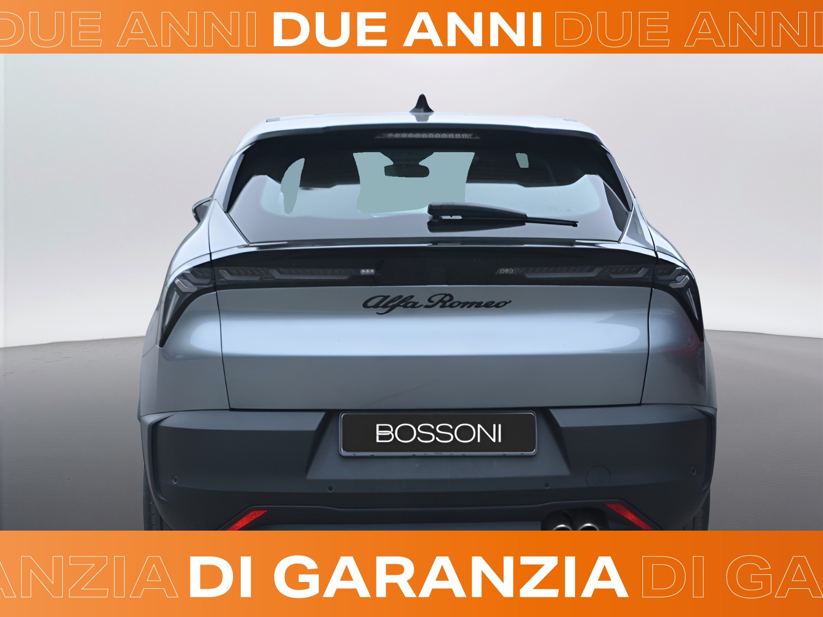 4 - Alfa Romeo Junior 1.2 hybrid 145cv ibrida edct6