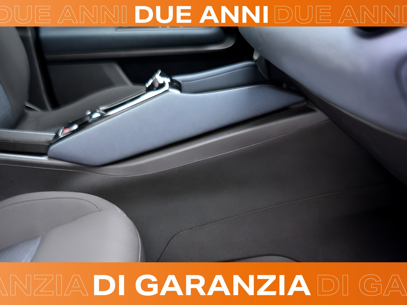 12 - Alfa Romeo Junior 1.2 hybrid 145cv ibrida edct6