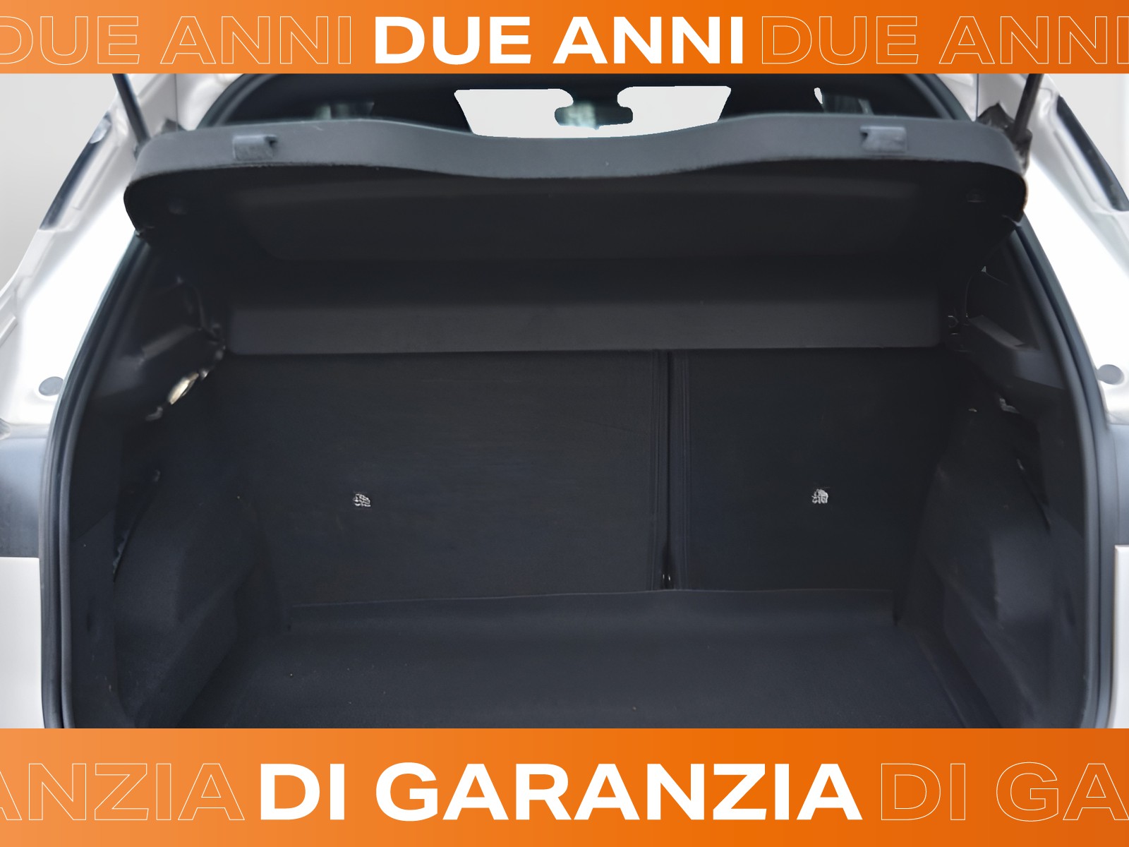 14 - Alfa Romeo Junior 1.2 hybrid 145cv ibrida edct6